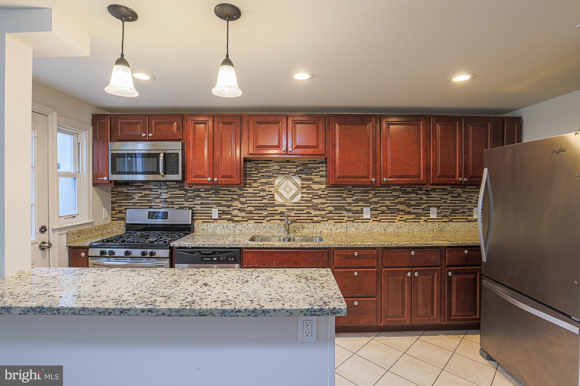 NORTH POINT VILLAGE - Residential Lease