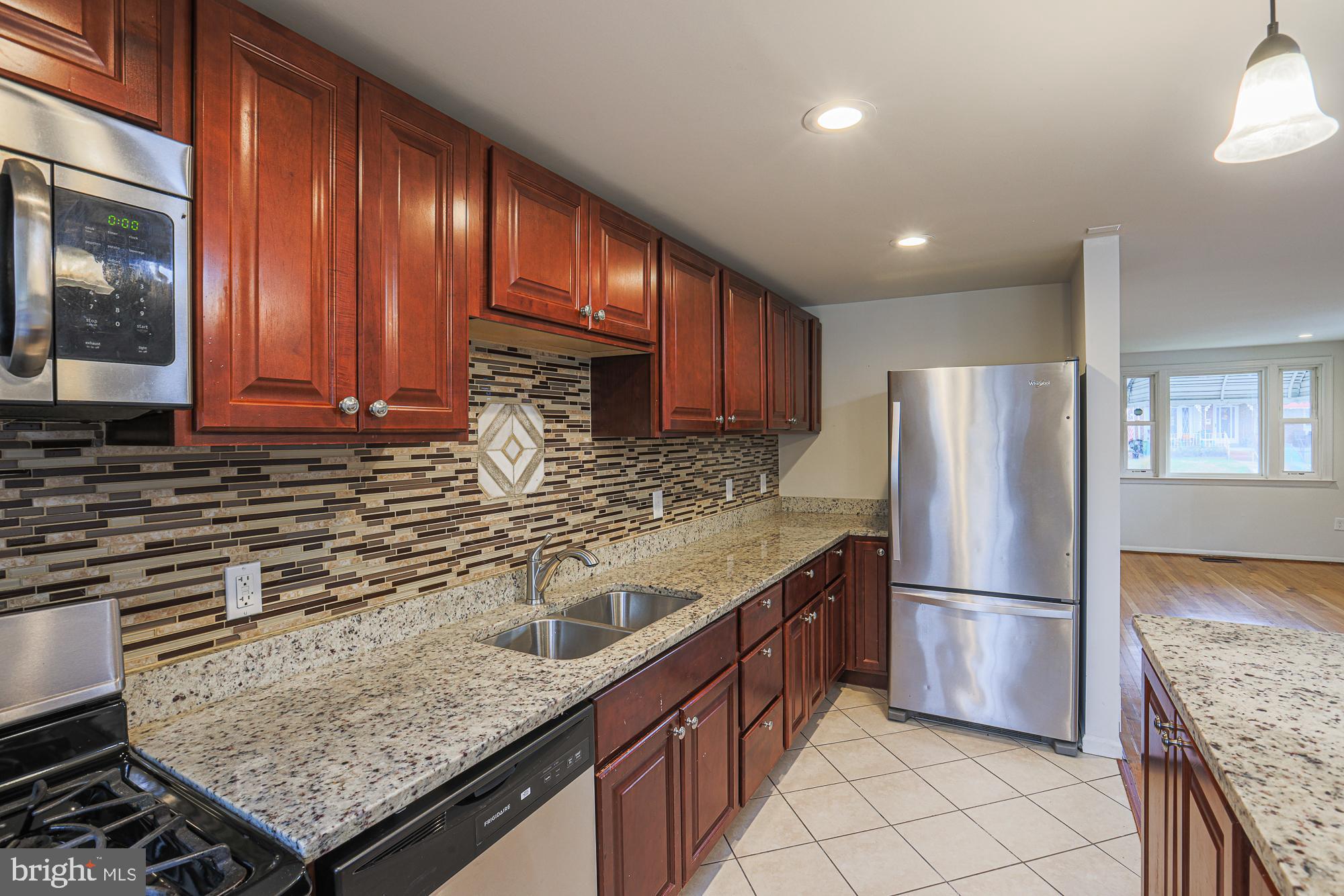 NORTH POINT VILLAGE - Residential Lease