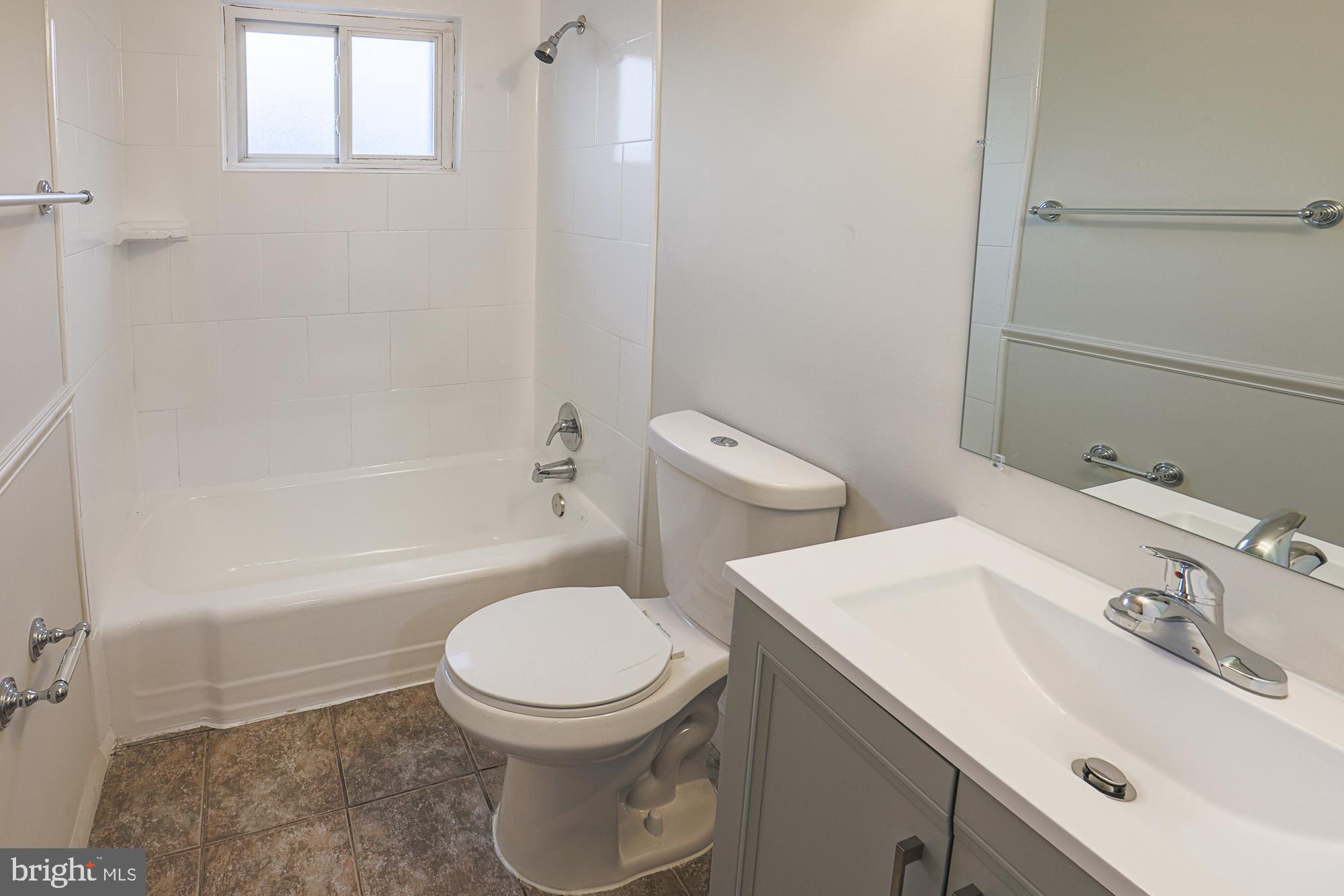 NORTH POINT VILLAGE - Residential Lease