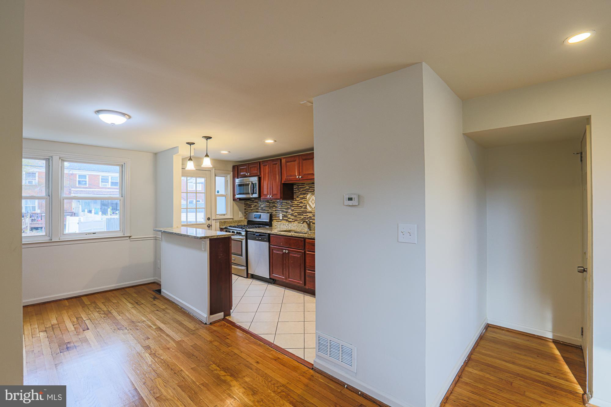 NORTH POINT VILLAGE - Residential Lease