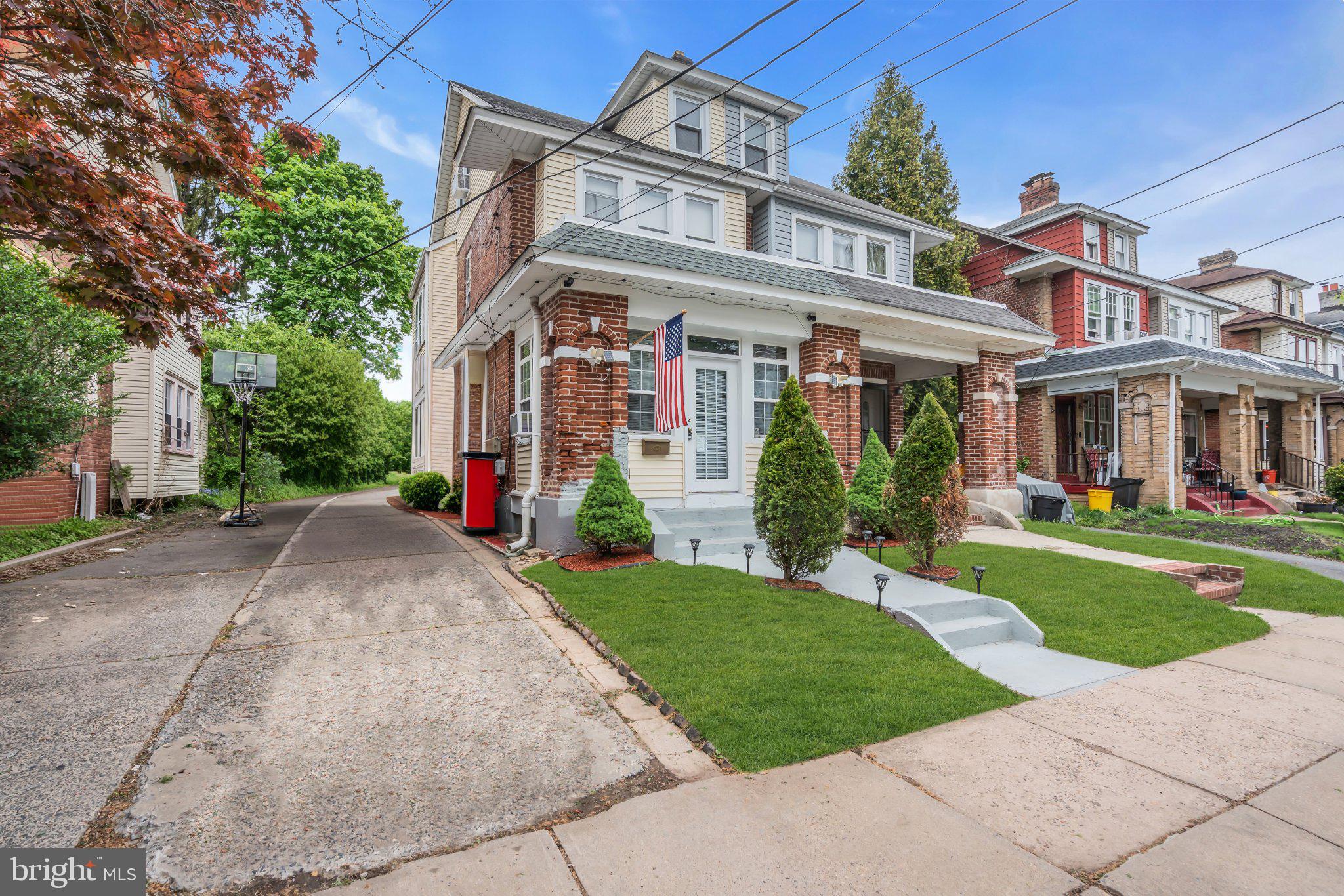 26 COLUMBIA AVENUE
