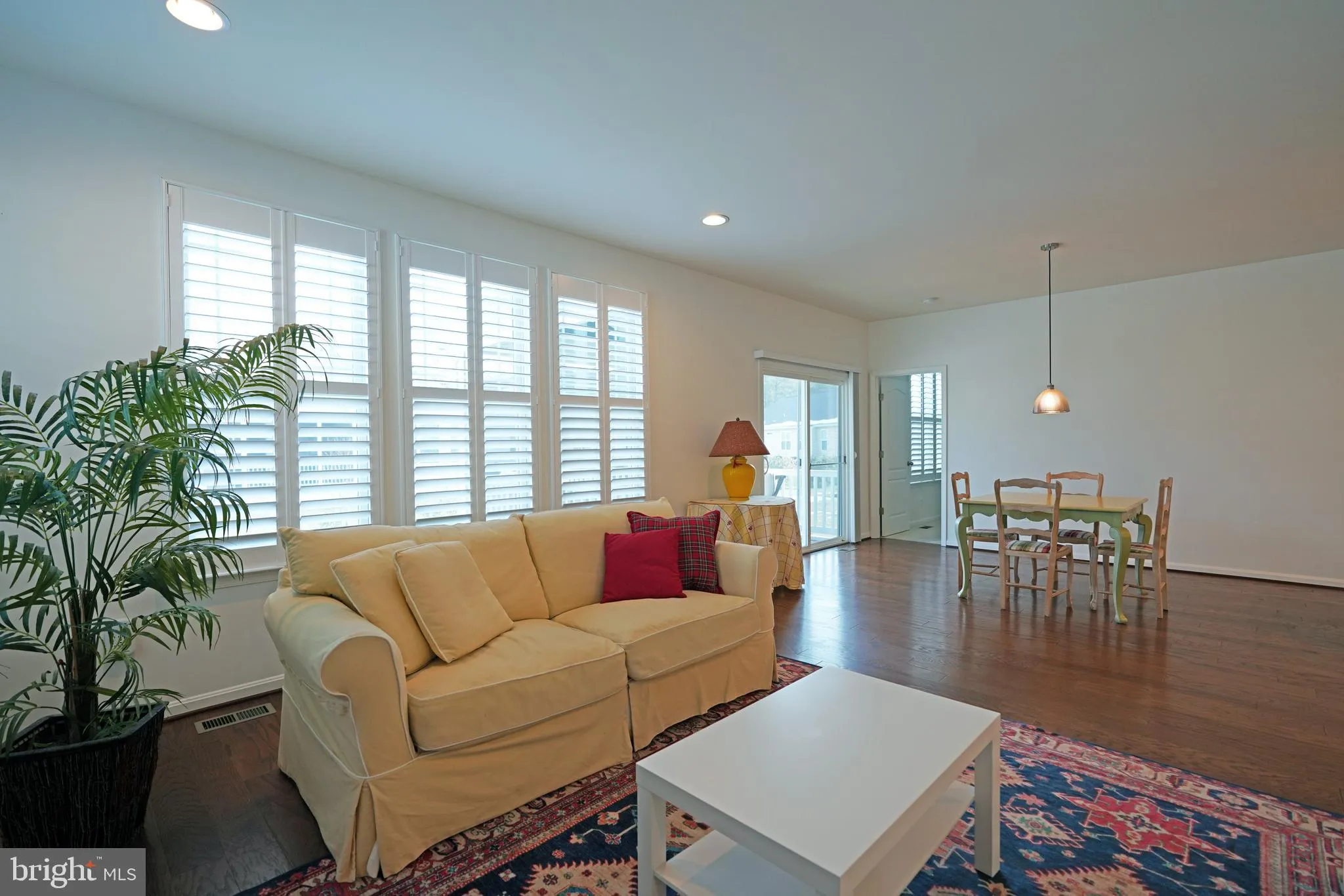 Lewes, Delaware 19958, United States, 3 Bedrooms Bedrooms, ,2 BathroomsBathrooms,Residential,Contingent,5120