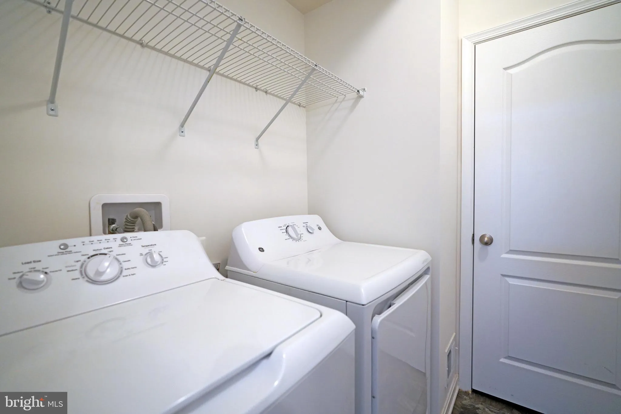 Lewes, Delaware 19958, United States, 3 Bedrooms Bedrooms, ,2 BathroomsBathrooms,Residential,Contingent,5120