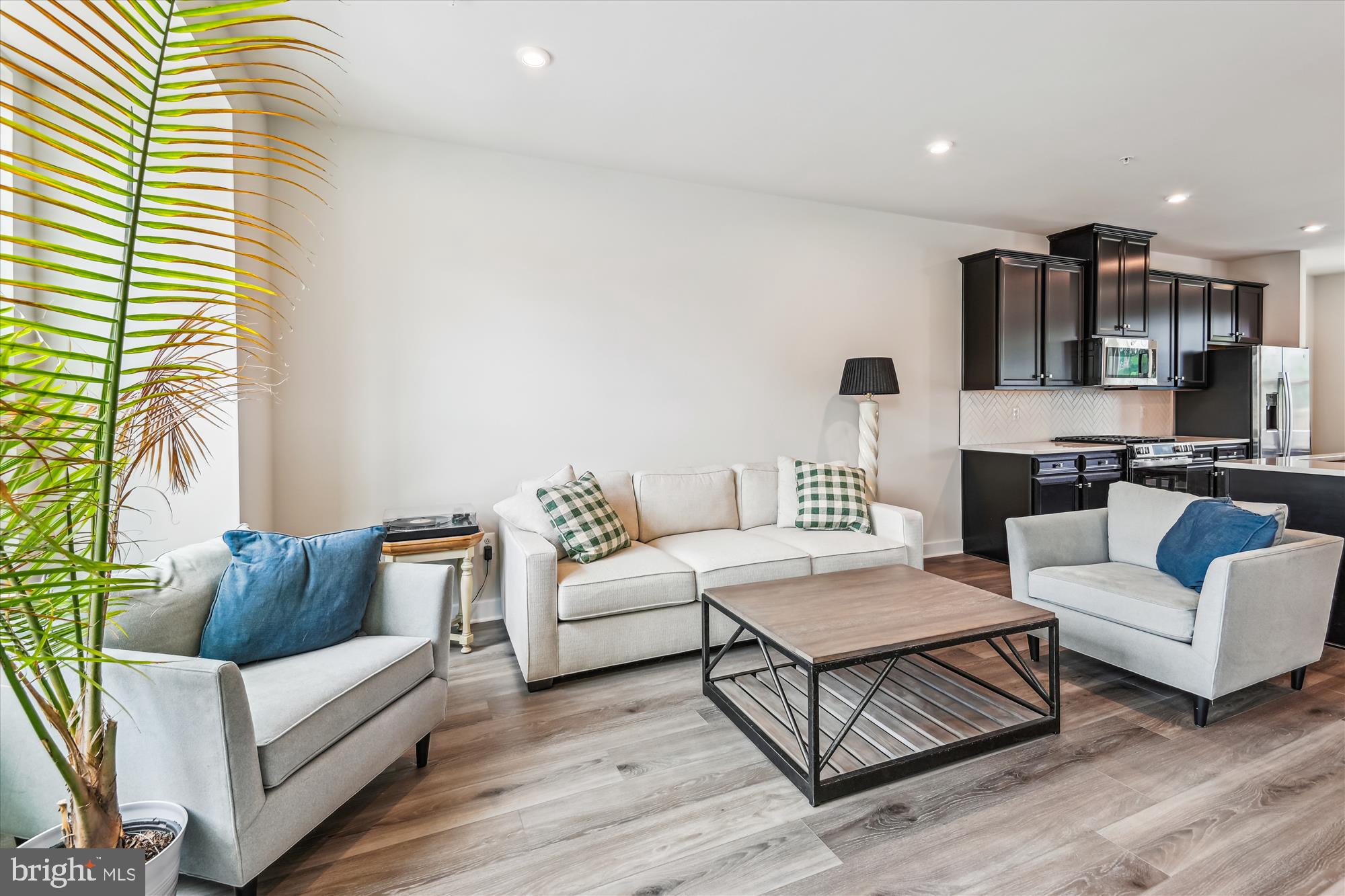 THE HIGHLANDS - Residential