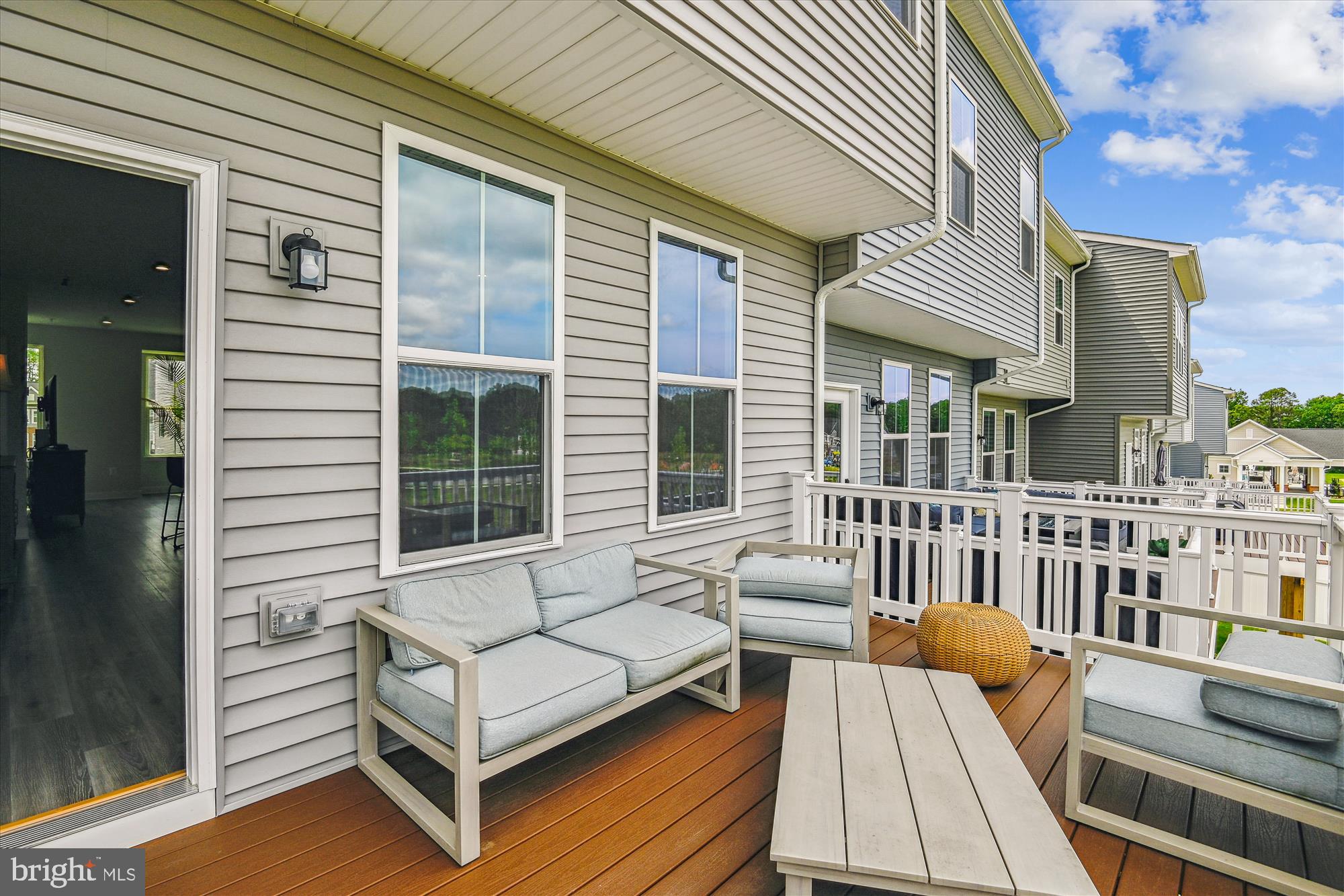 THE HIGHLANDS - Residential