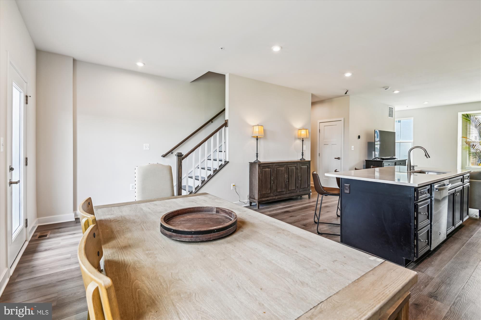 THE HIGHLANDS - Residential