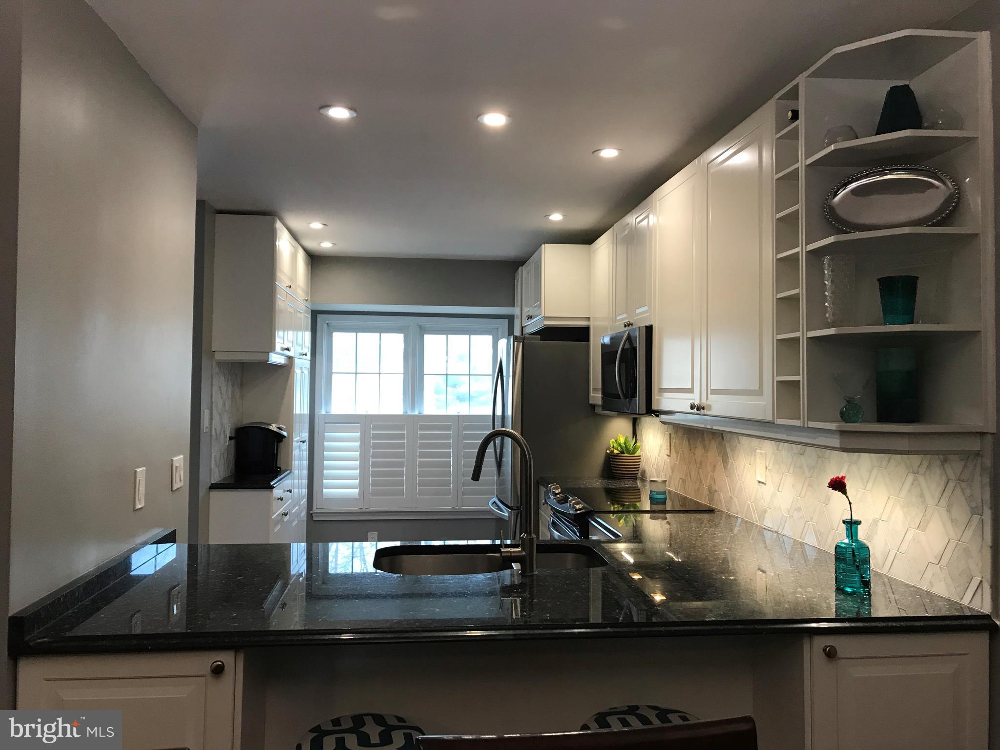 SPRINGFIELD OAKS - Residential