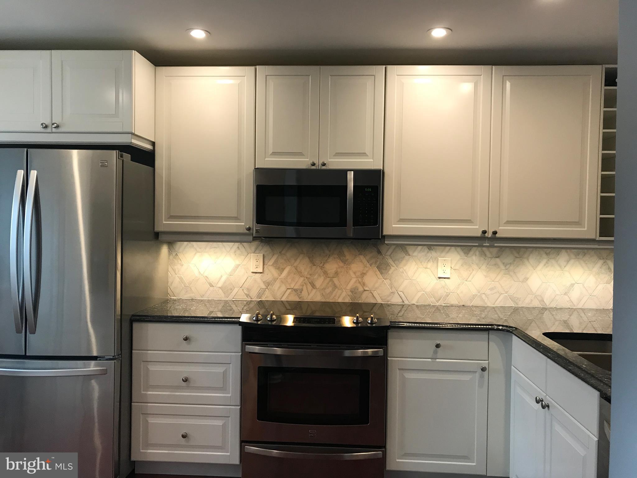 SPRINGFIELD OAKS - Residential