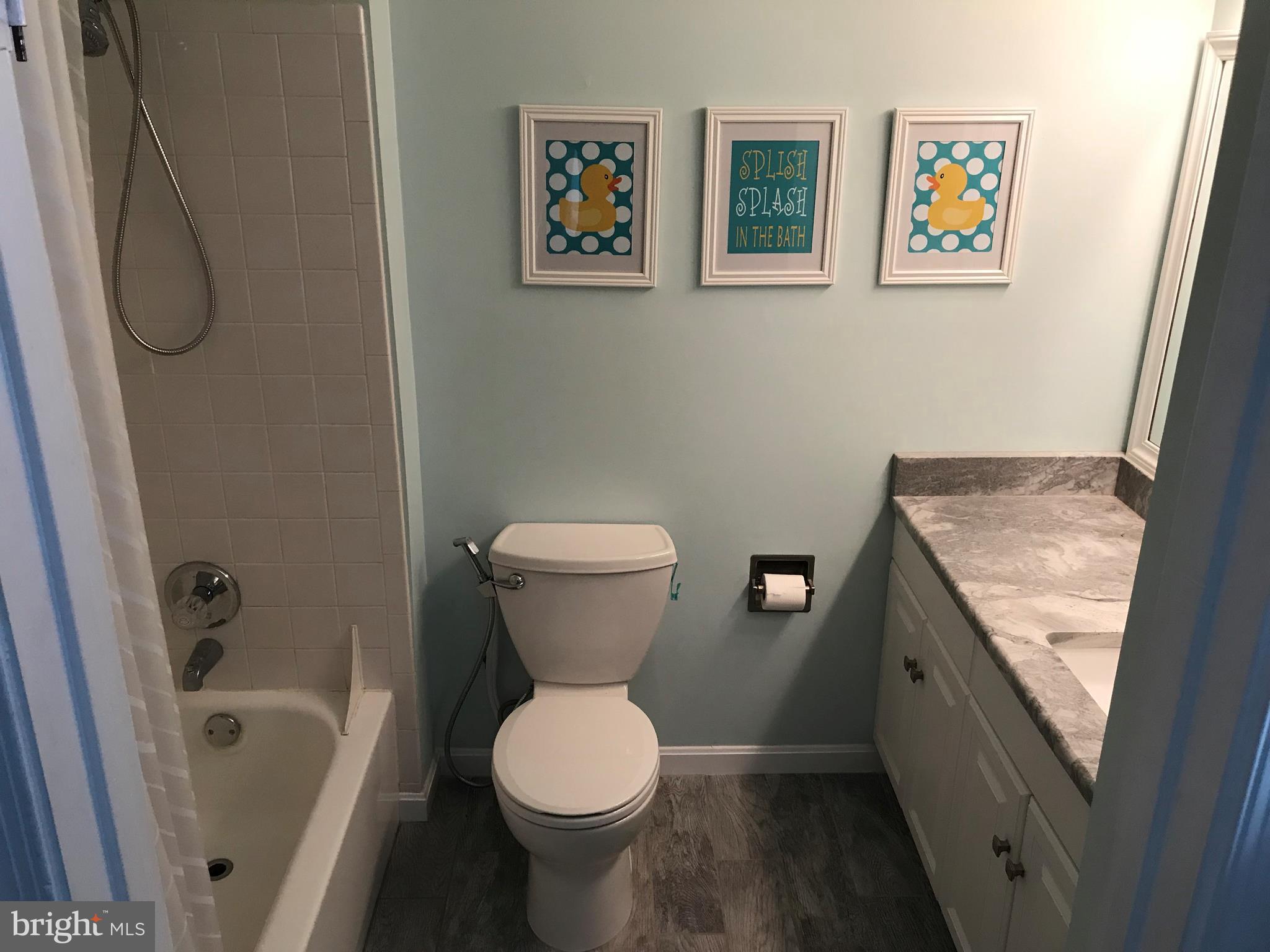 SPRINGFIELD OAKS - Residential