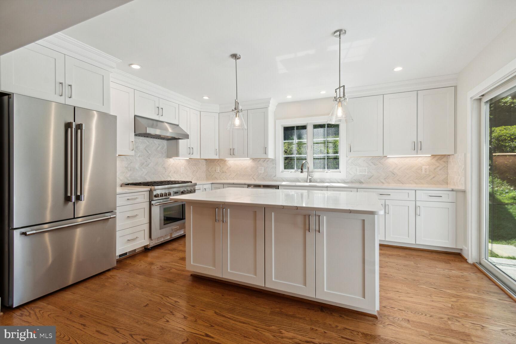 CRYSTAL SPRING KNOLLS - Residential