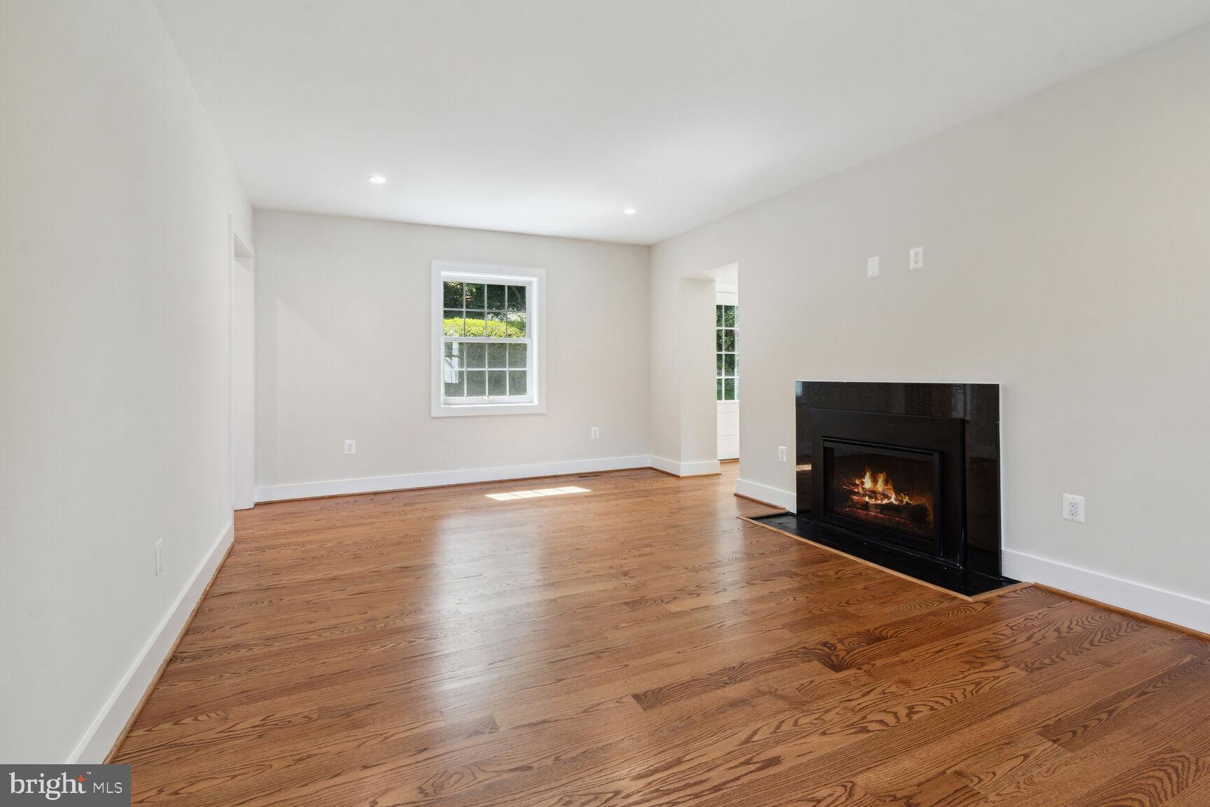 CRYSTAL SPRING KNOLLS - Residential