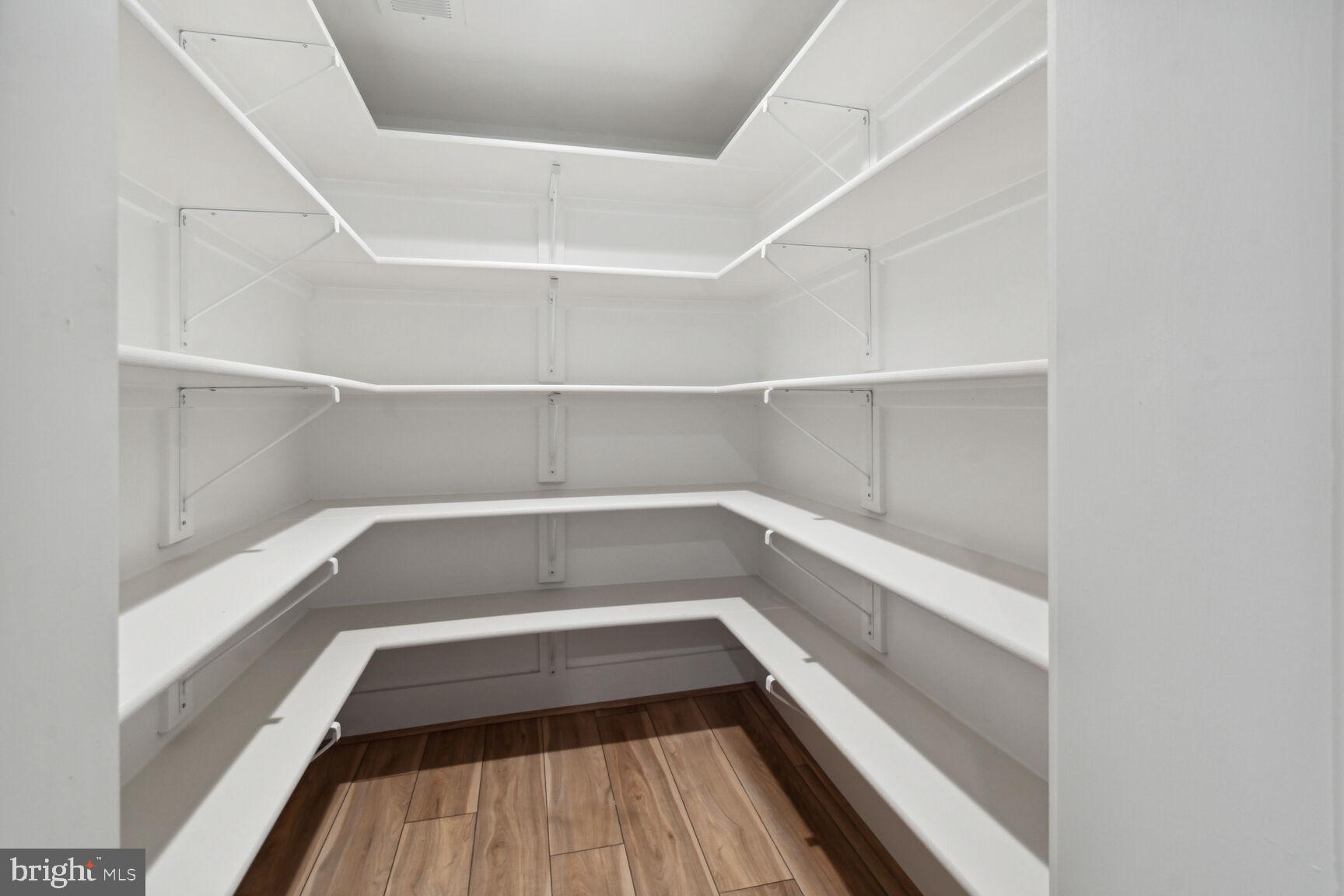 CRYSTAL SPRING KNOLLS - Residential