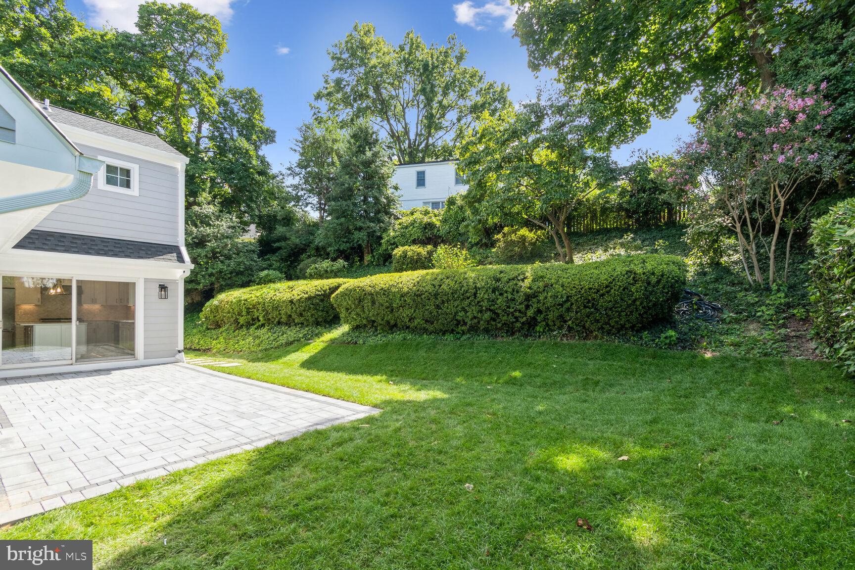 CRYSTAL SPRING KNOLLS - Residential