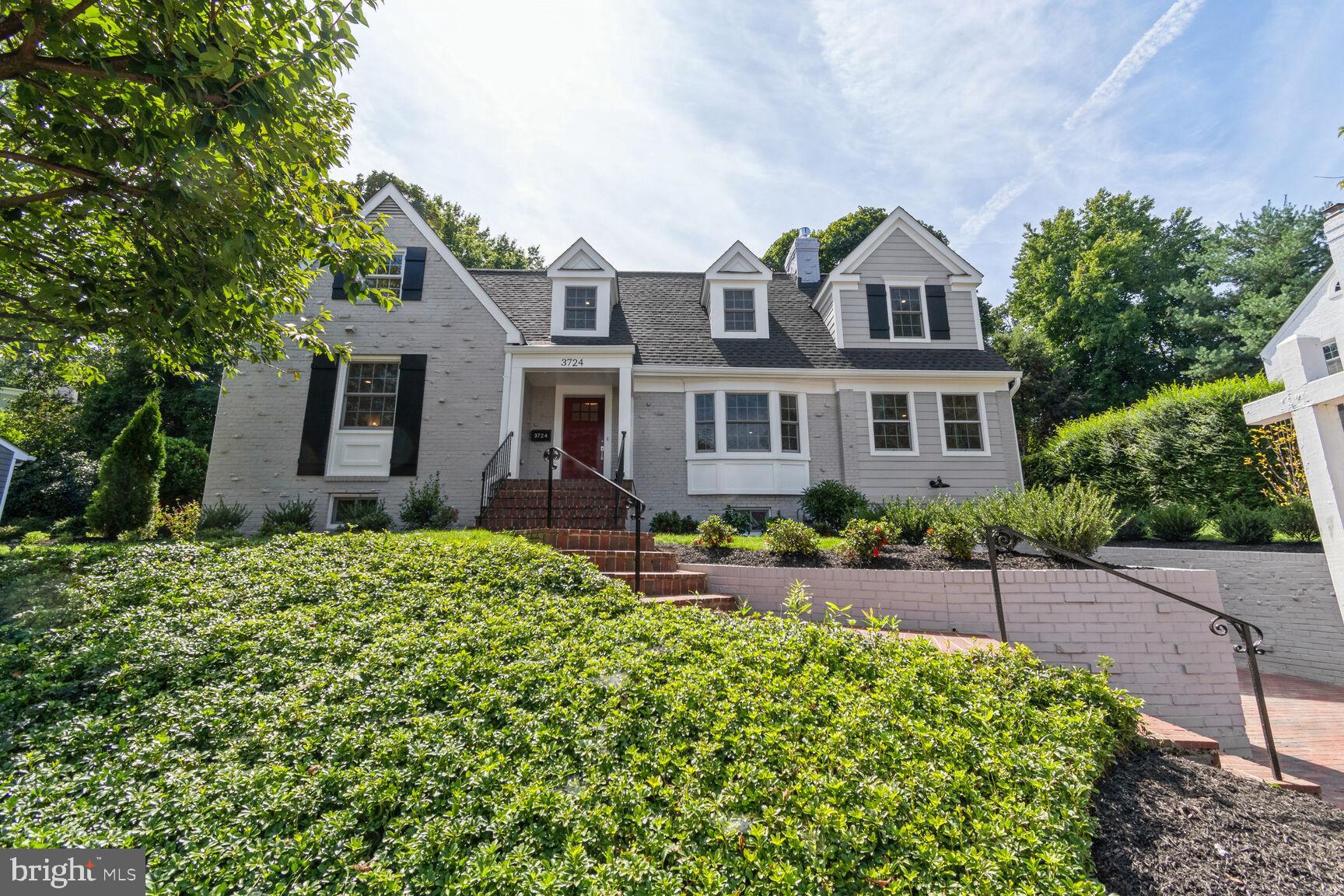 CRYSTAL SPRING KNOLLS - Residential