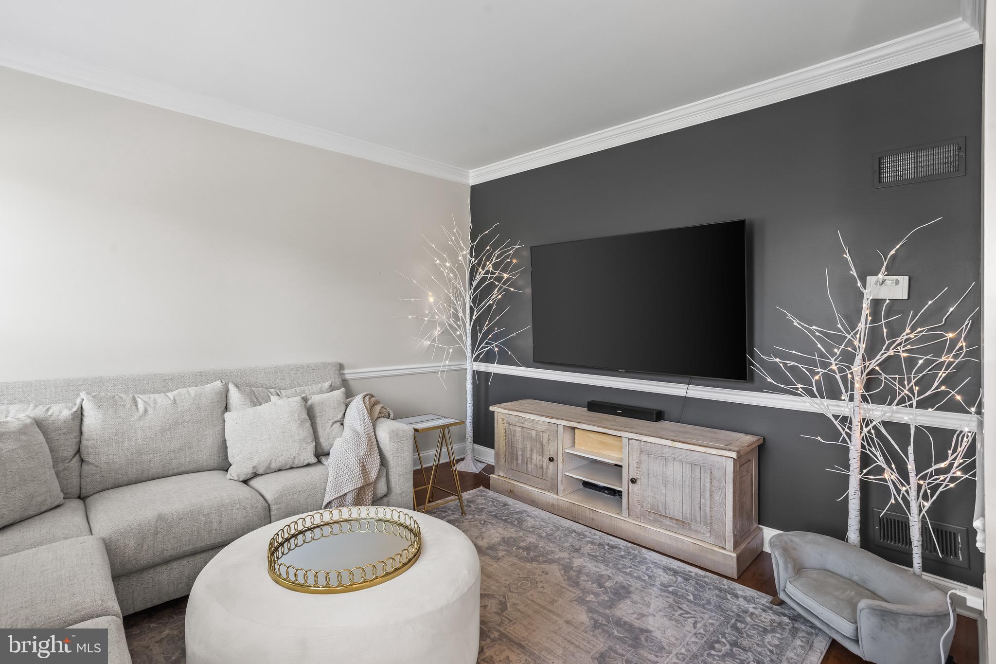 WINDY HILL - Residential