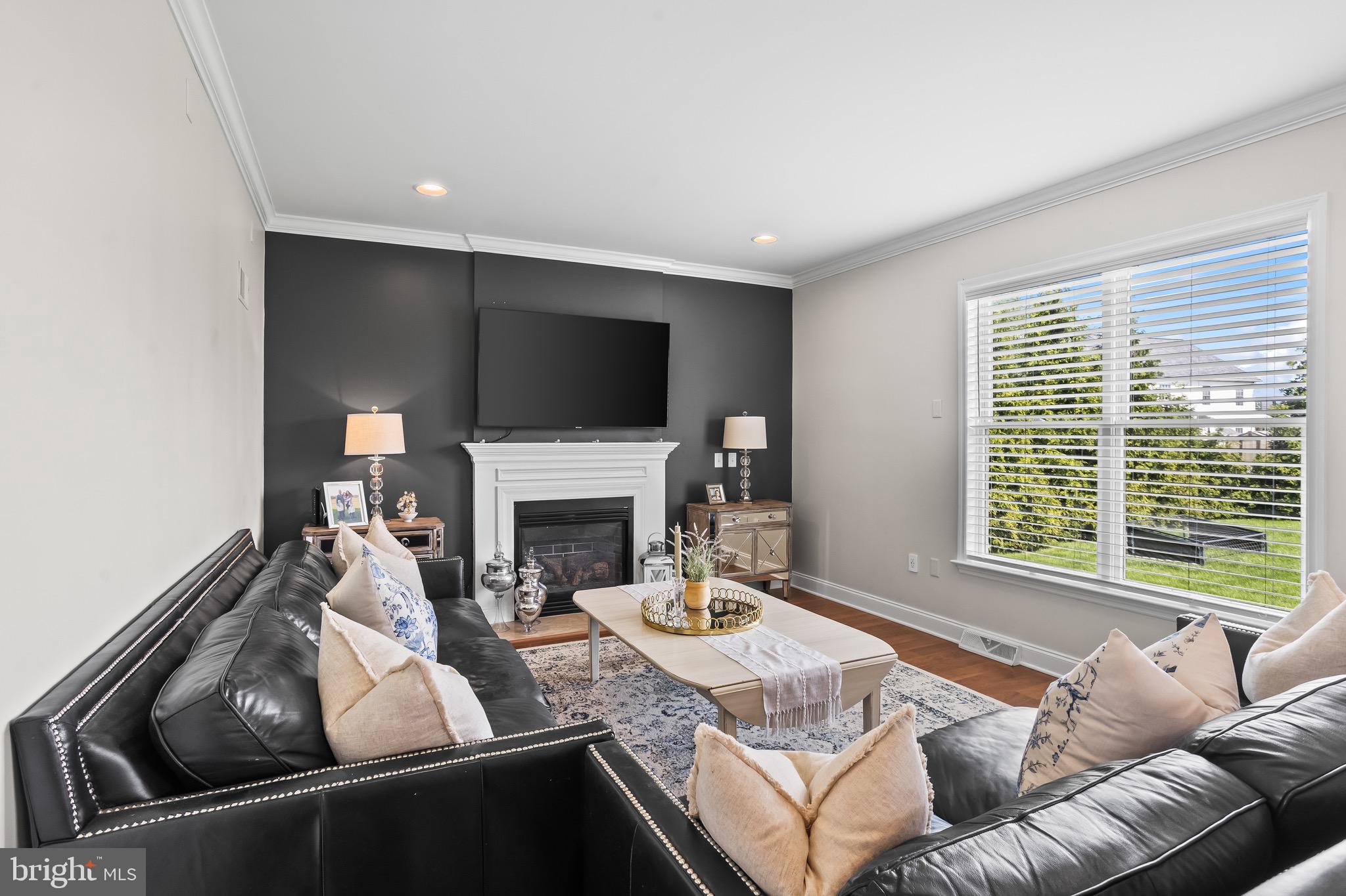 WINDY HILL - Residential