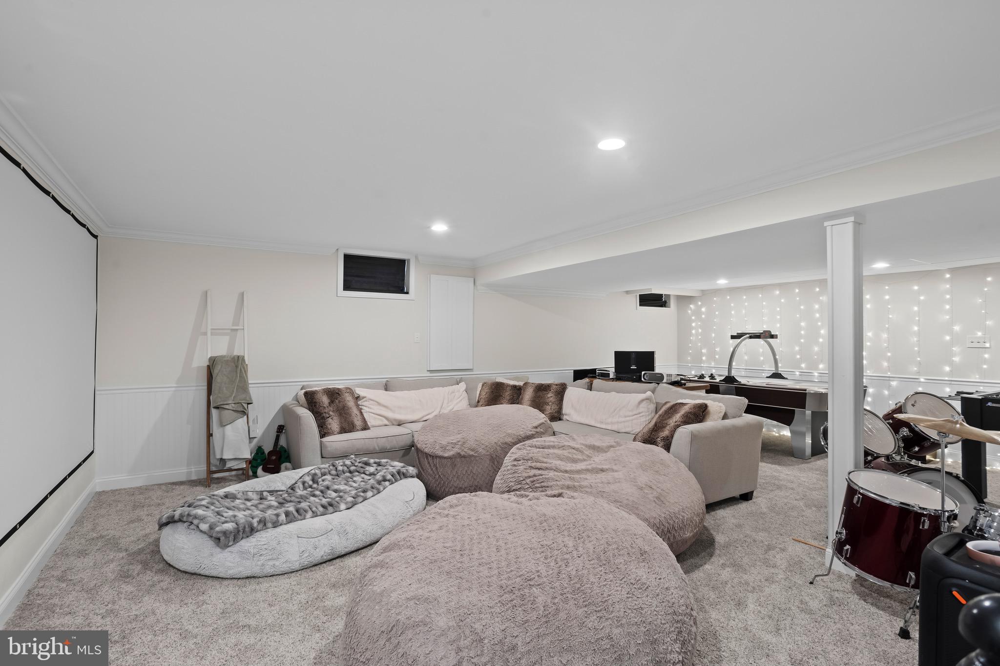 WINDY HILL - Residential