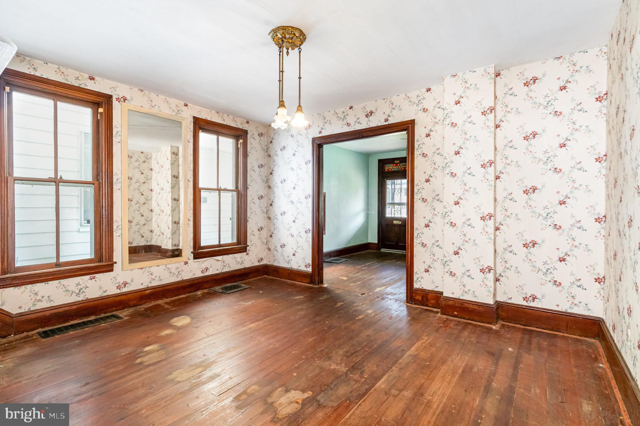 CHAMBERSBURG - Residential