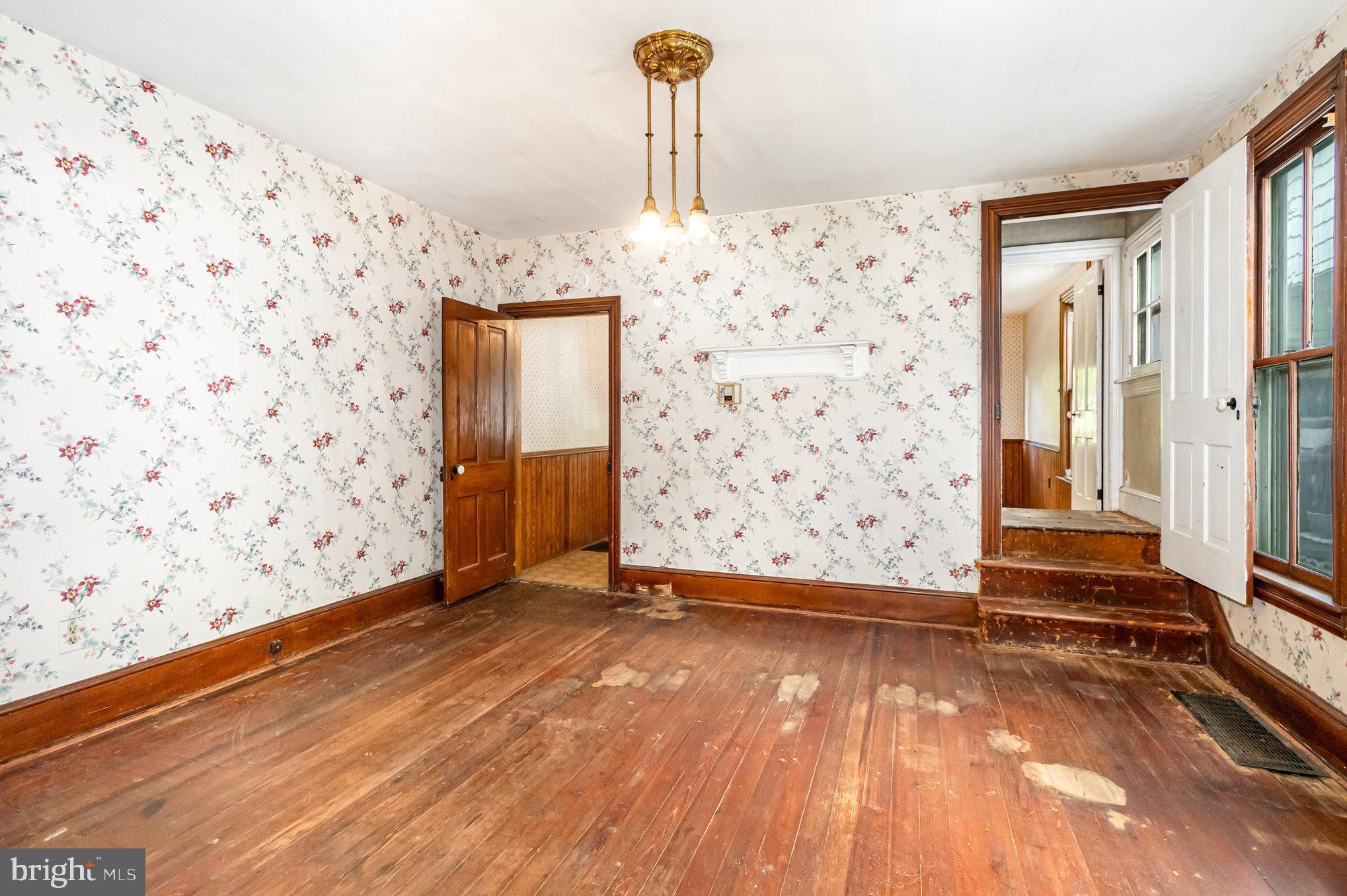 CHAMBERSBURG - Residential