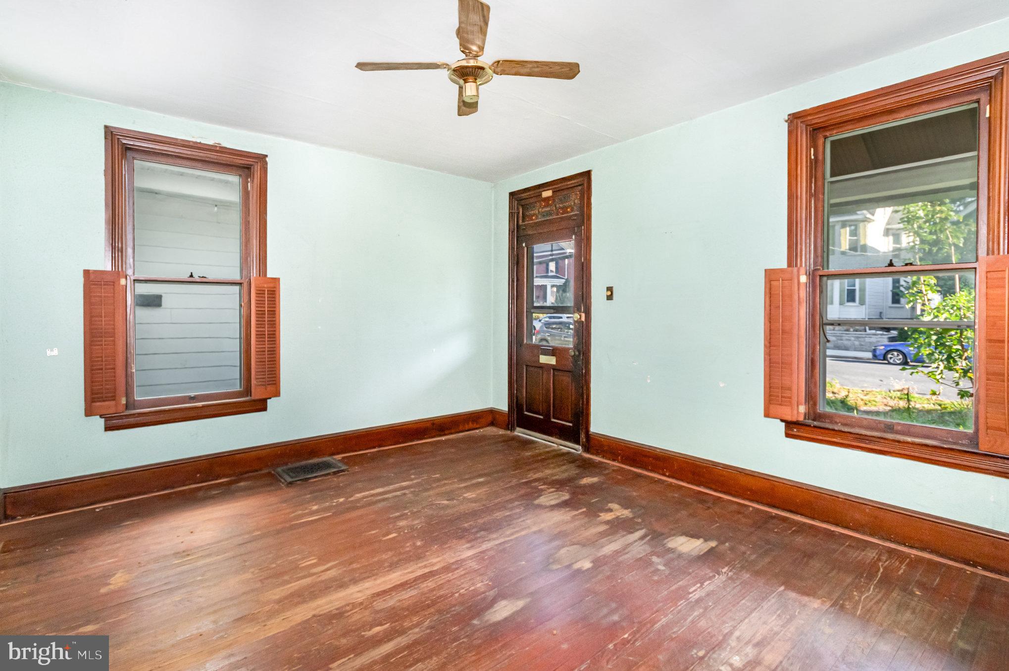 CHAMBERSBURG - Residential