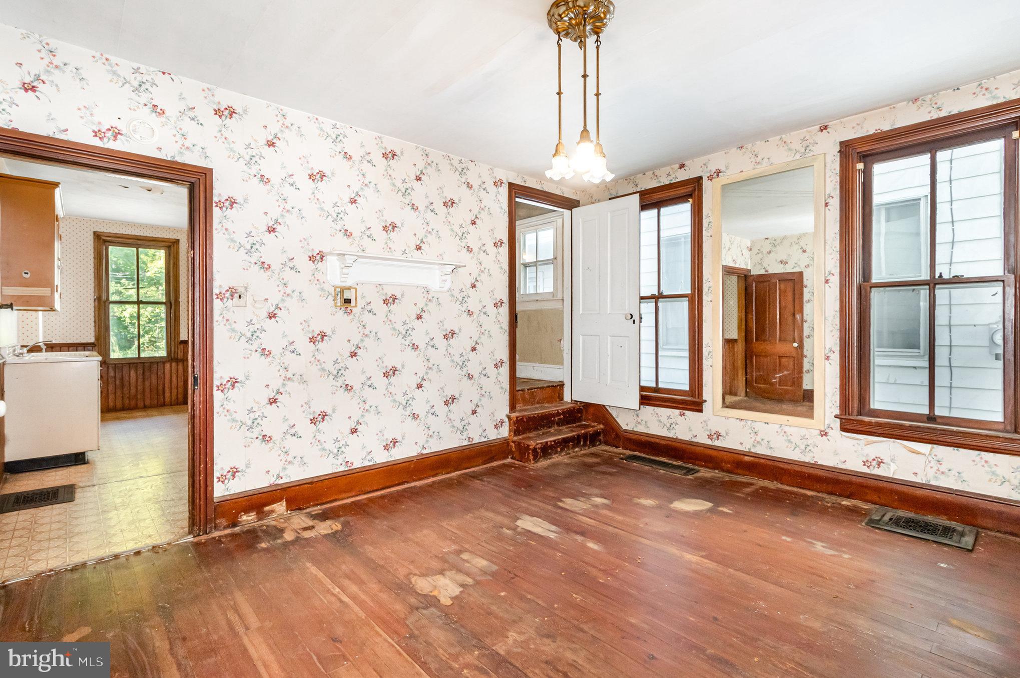 CHAMBERSBURG - Residential