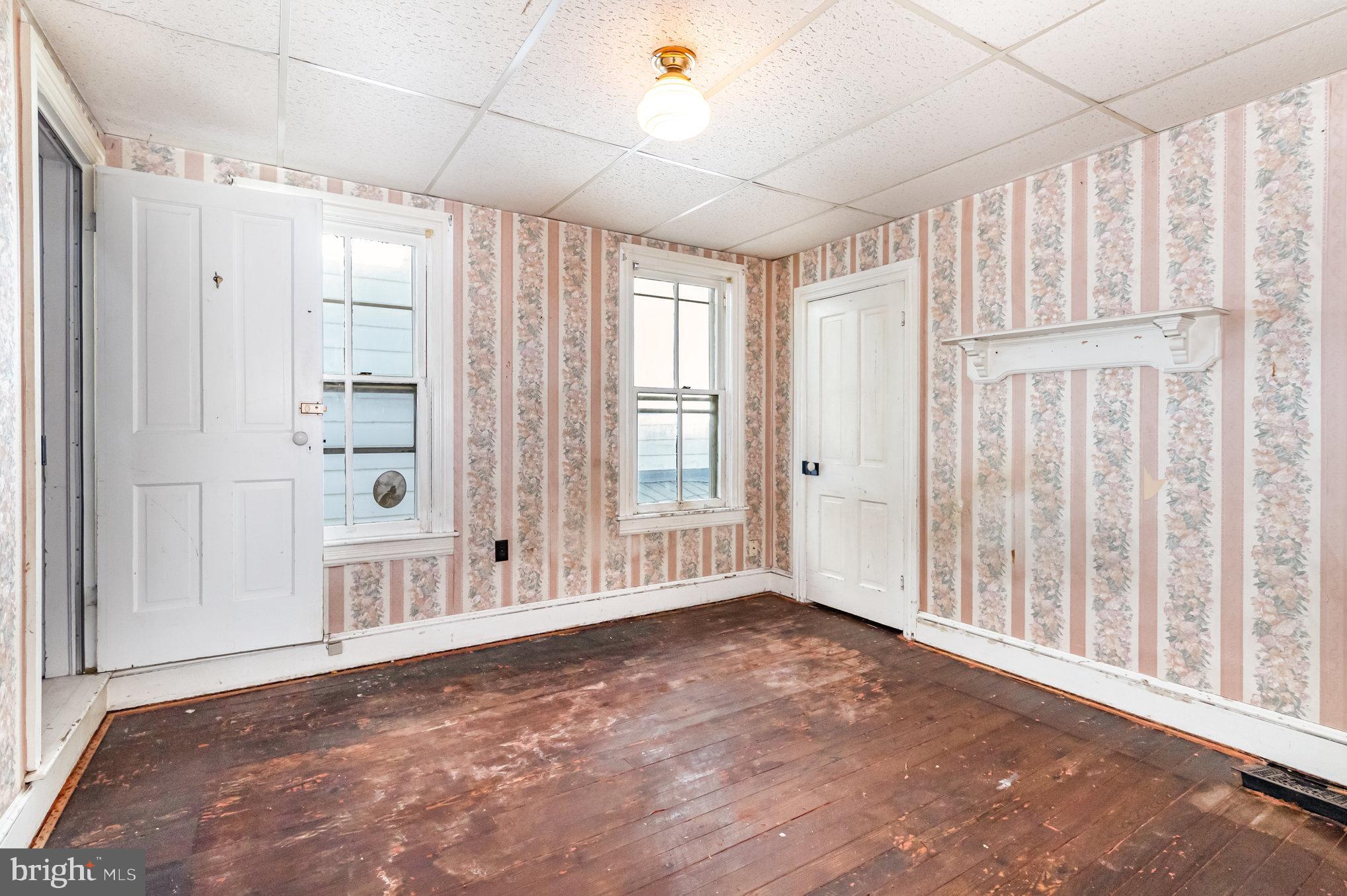 CHAMBERSBURG - Residential