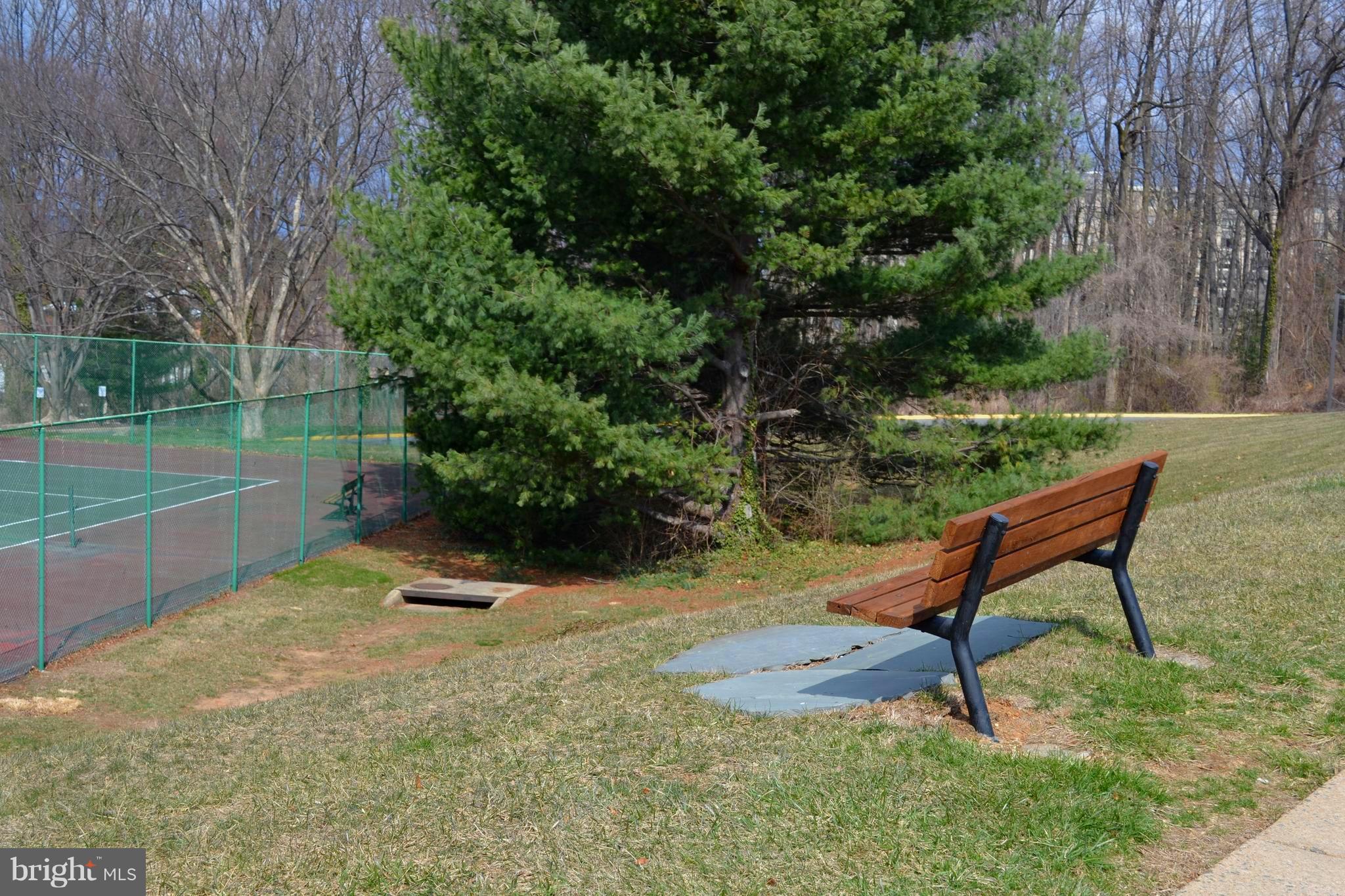 IDYLWOOD TOWERS - Residential Lease