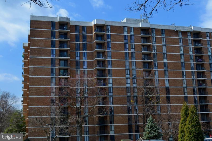 TOTALLY RENOVATED 1bed/1bath ALL UTILITIES INCLUDED (except internet, cable, and phone). WASHER AND DRYER in unit. Additional storage in the basement. Pool, exercise room, tennis court, party room. Metro bus at door, walking distance to Whole Foods and Trader Joe s. Moving not allowed on Sundays or Federal holidays! Moving fees $200.