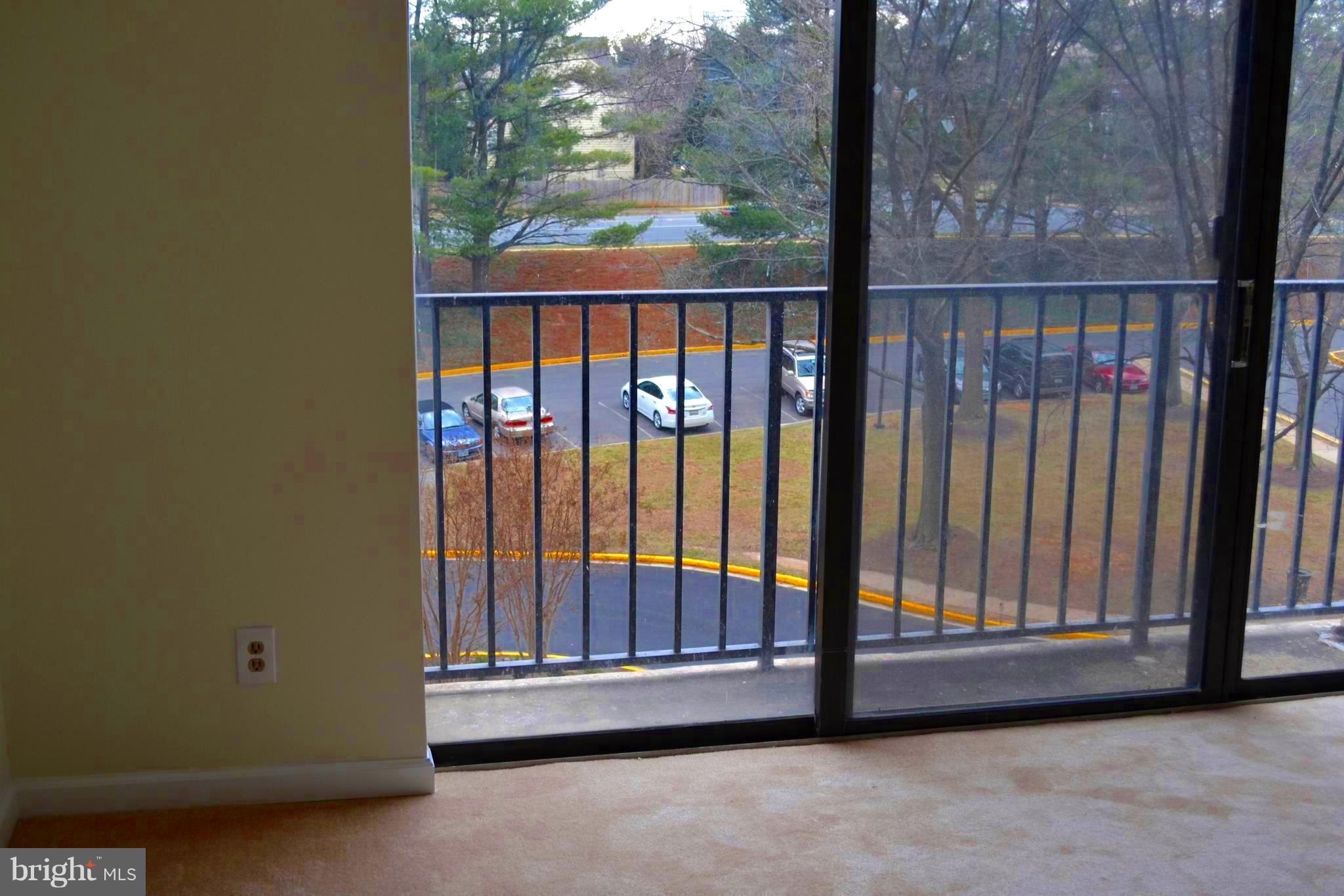 IDYLWOOD TOWERS - Residential Lease