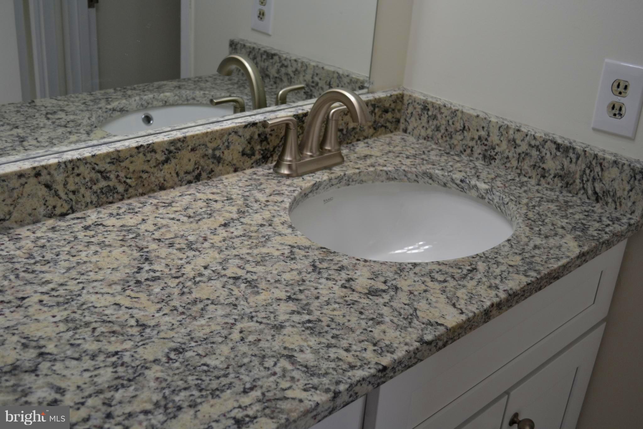 IDYLWOOD TOWERS - Residential Lease