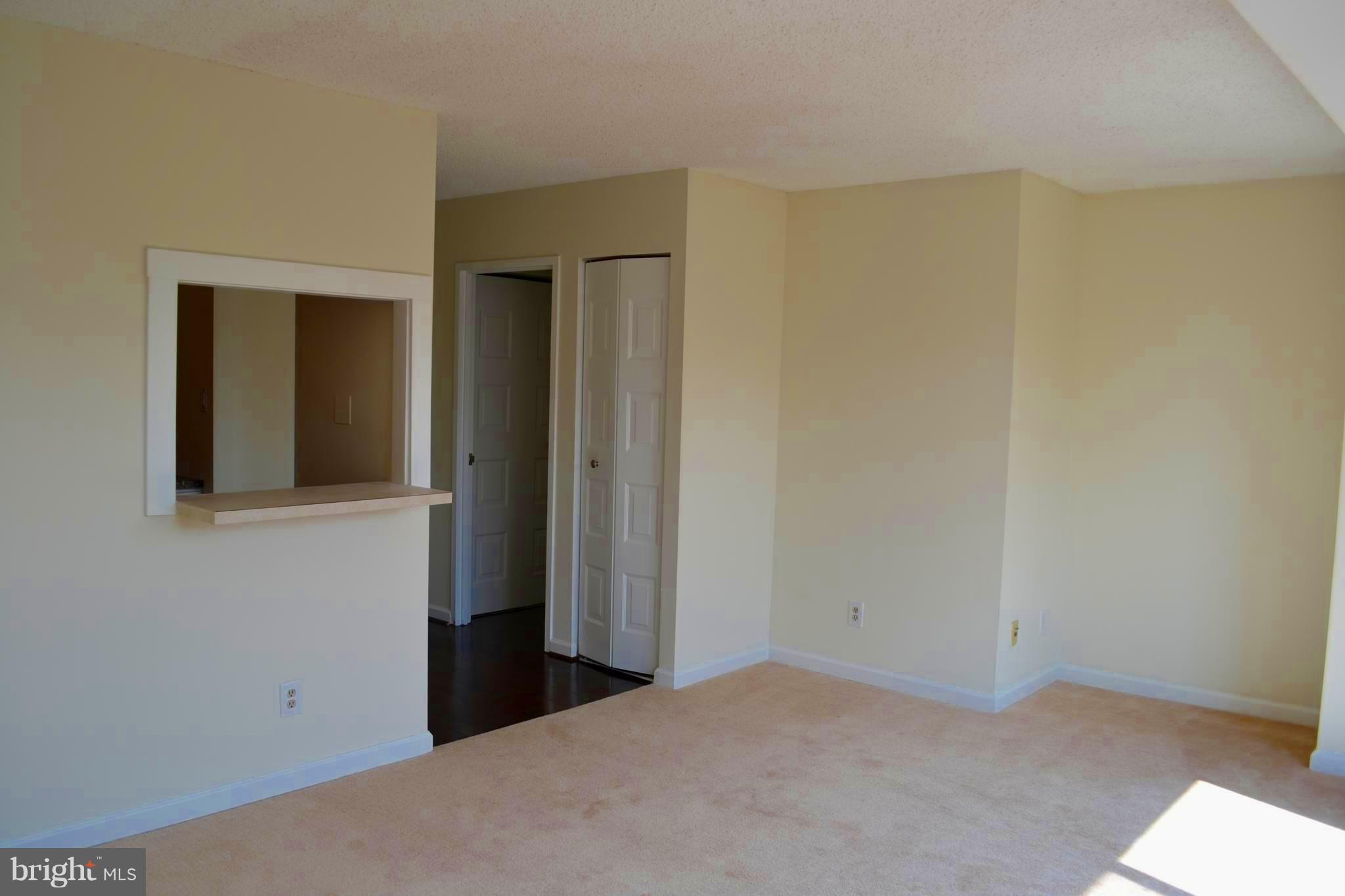 IDYLWOOD TOWERS - Residential Lease