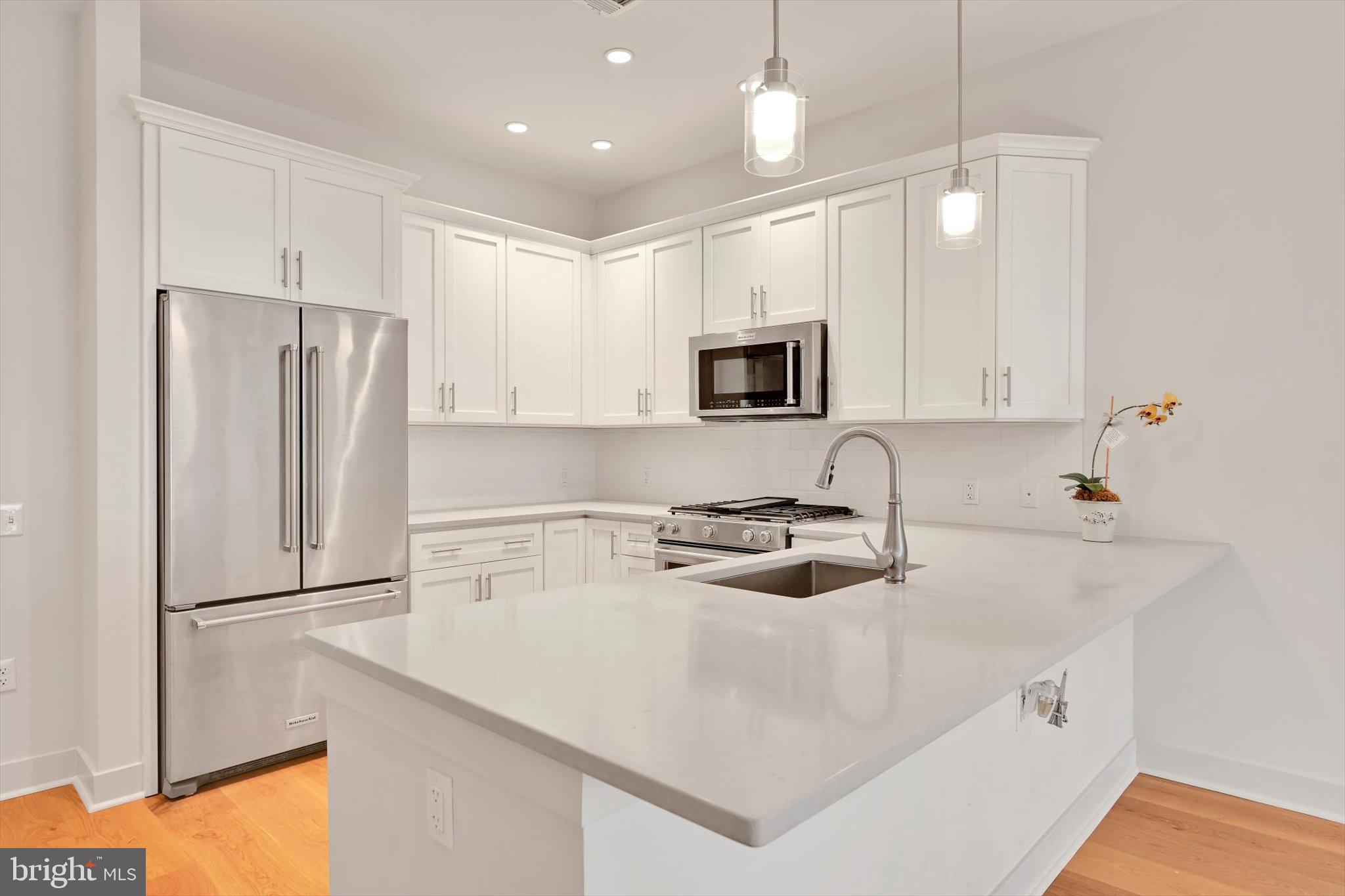 575 SOUTH CONDOS - Residential