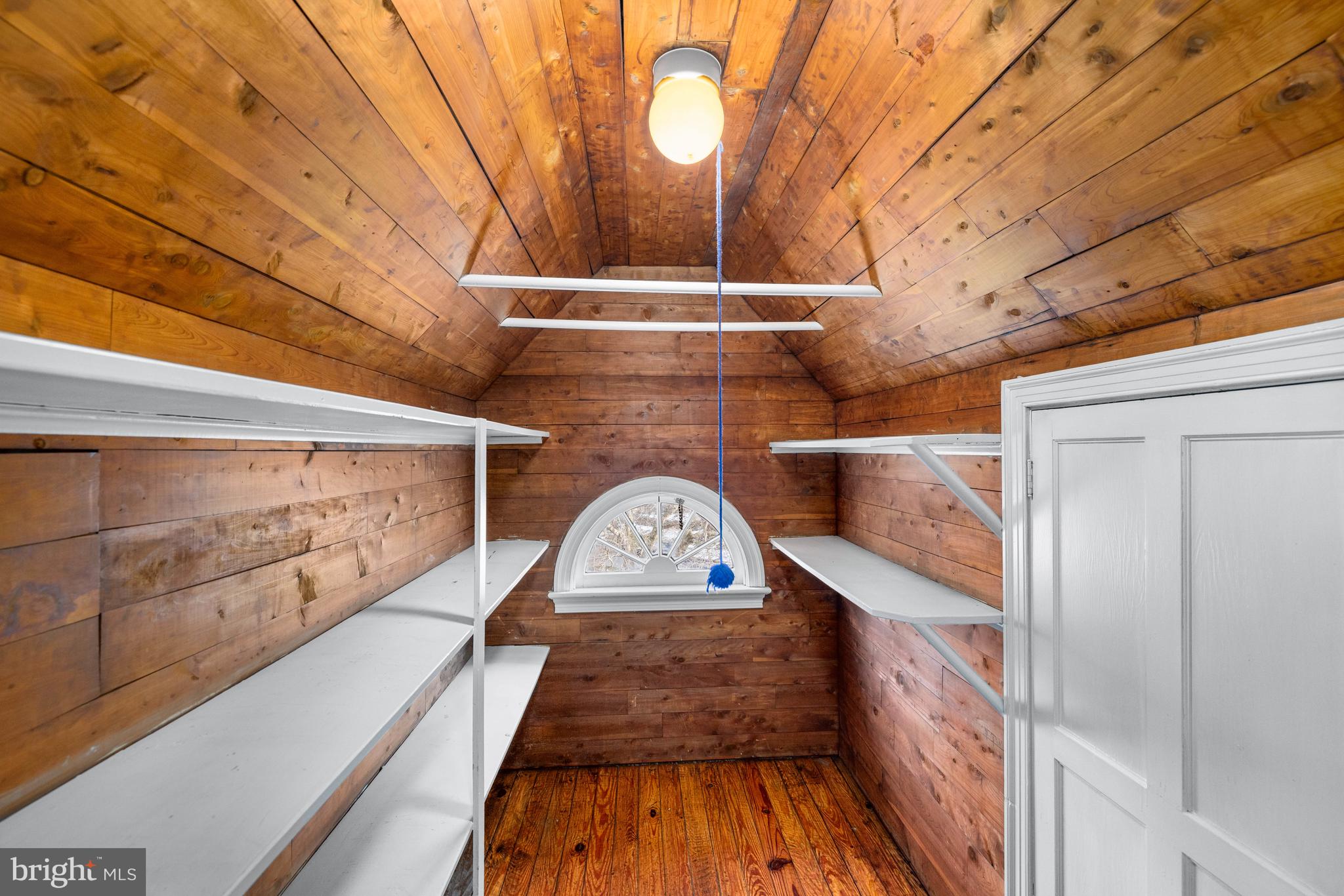 FOREST HILLS - Residential