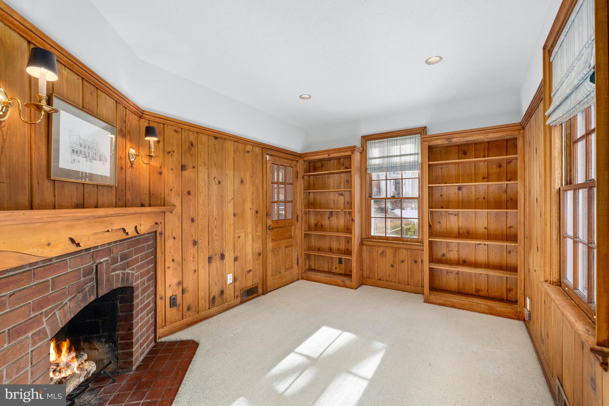 FOREST HILLS - Residential