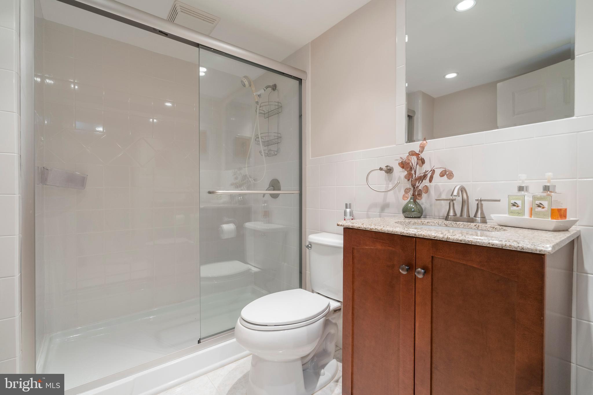 BRYN MAWR - Residential