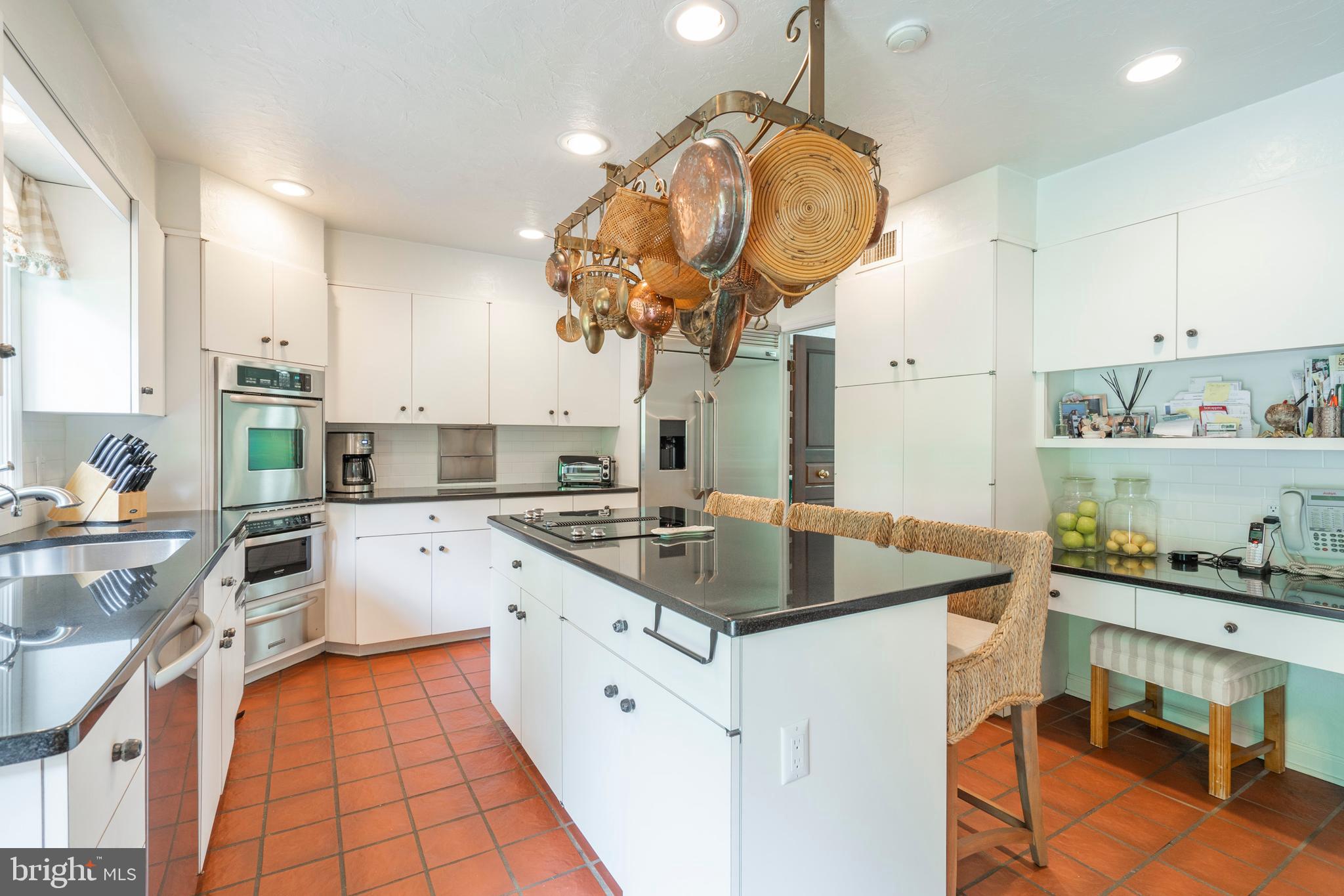 BRYN MAWR - Residential