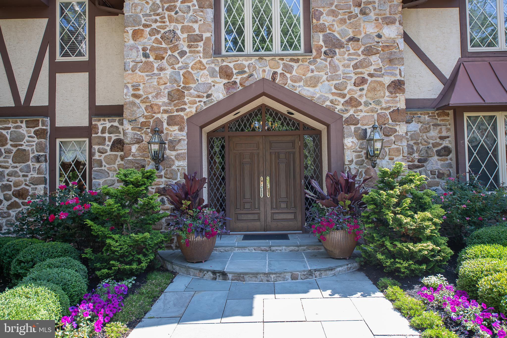 BRYN MAWR - Residential