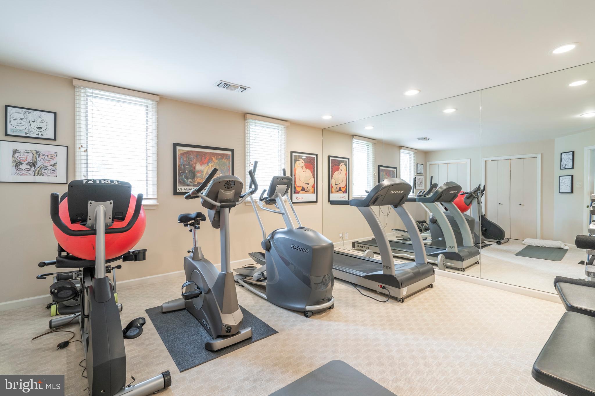 BRYN MAWR - Residential