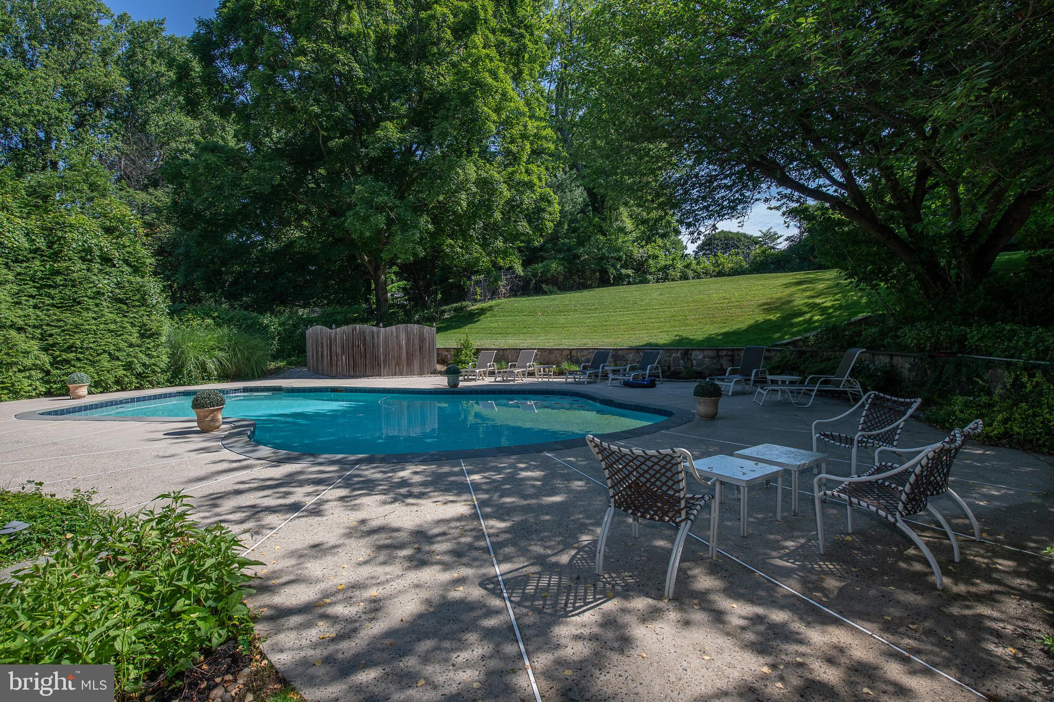 BRYN MAWR - Residential