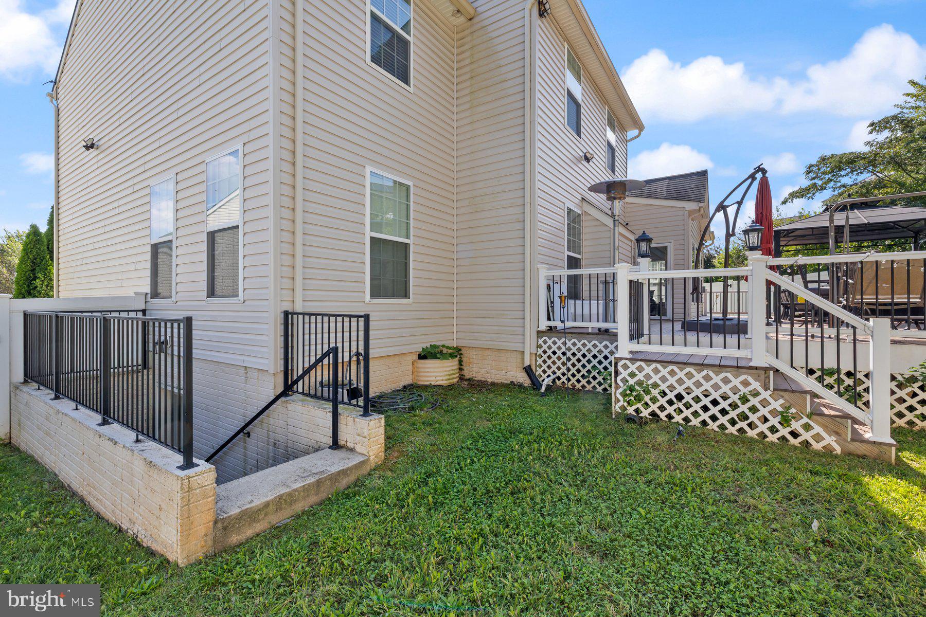 CEDAR LANE FARMS - Residential