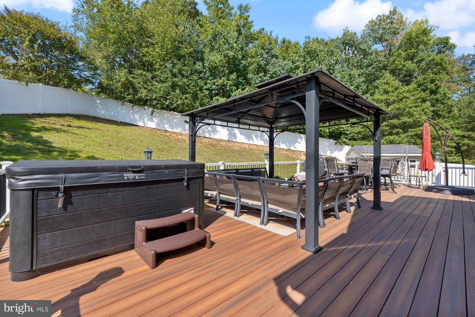 CEDAR LANE FARMS - Residential