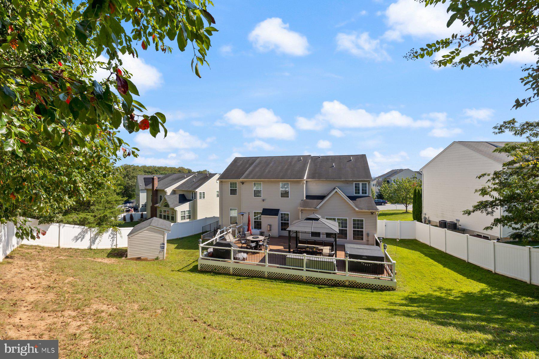 CEDAR LANE FARMS - Residential