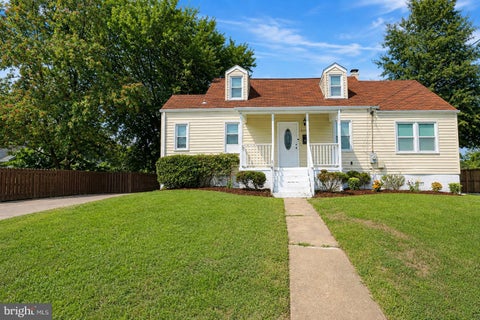 Photo of 6804 Marianne Drive, SUITLAND, MD 20746 (MLS # MDPG2218090)