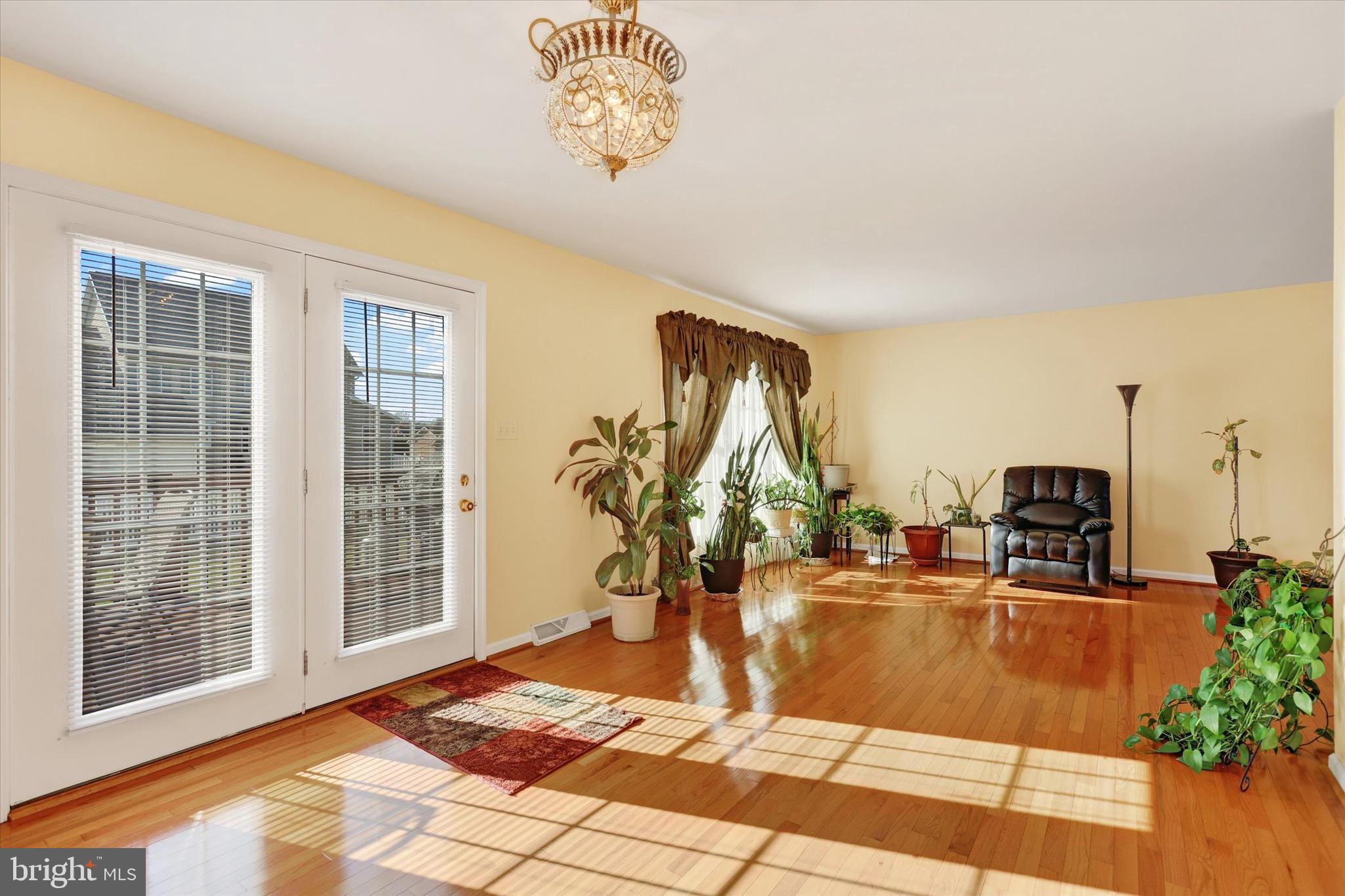 LAURICH MEADOWS - Residential