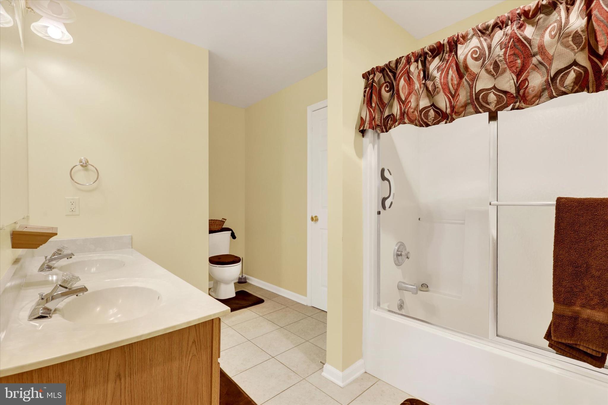 LAURICH MEADOWS - Residential