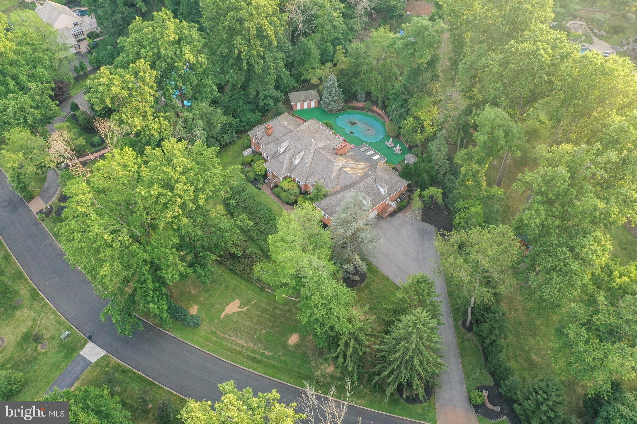 SPRINGTON POINTE - Residential