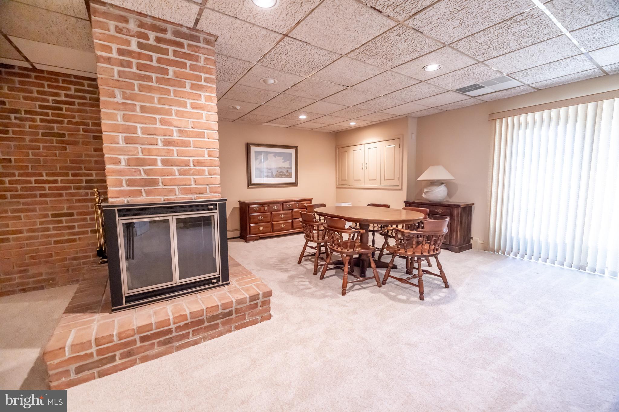 SPRINGTON POINTE - Residential