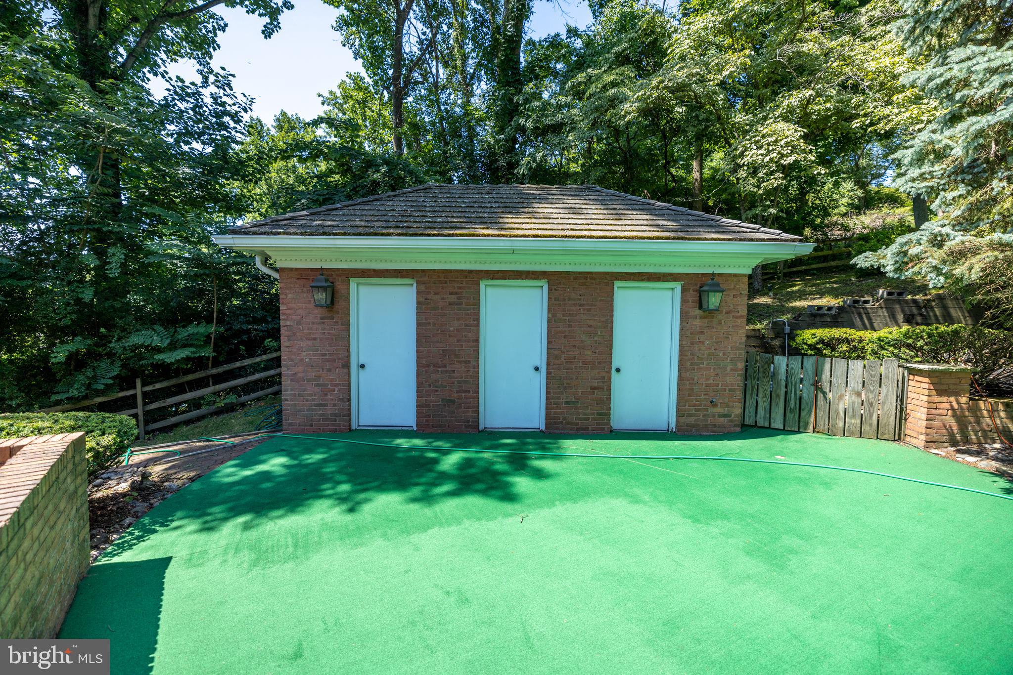 SPRINGTON POINTE - Residential