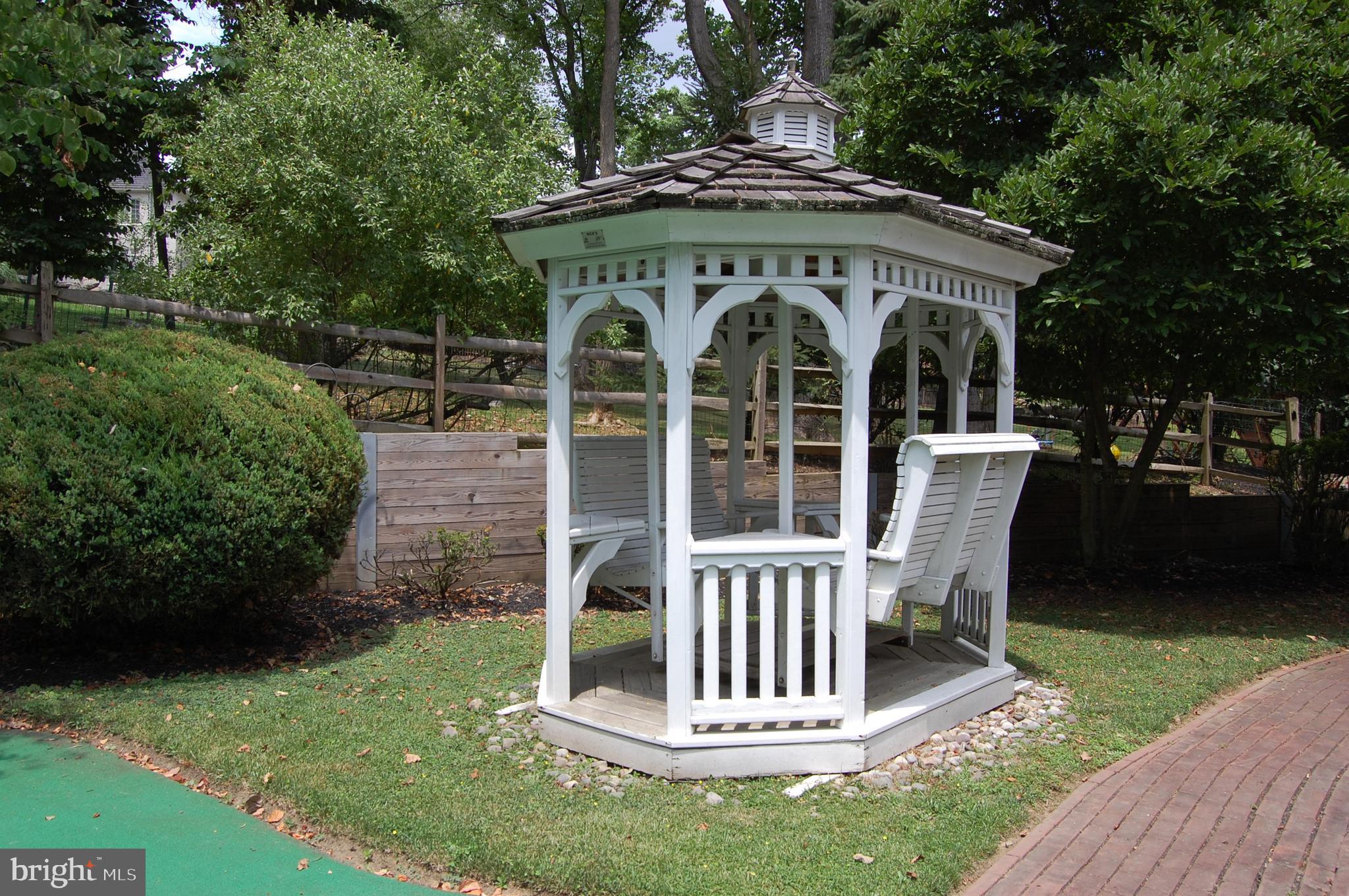 SPRINGTON POINTE - Residential