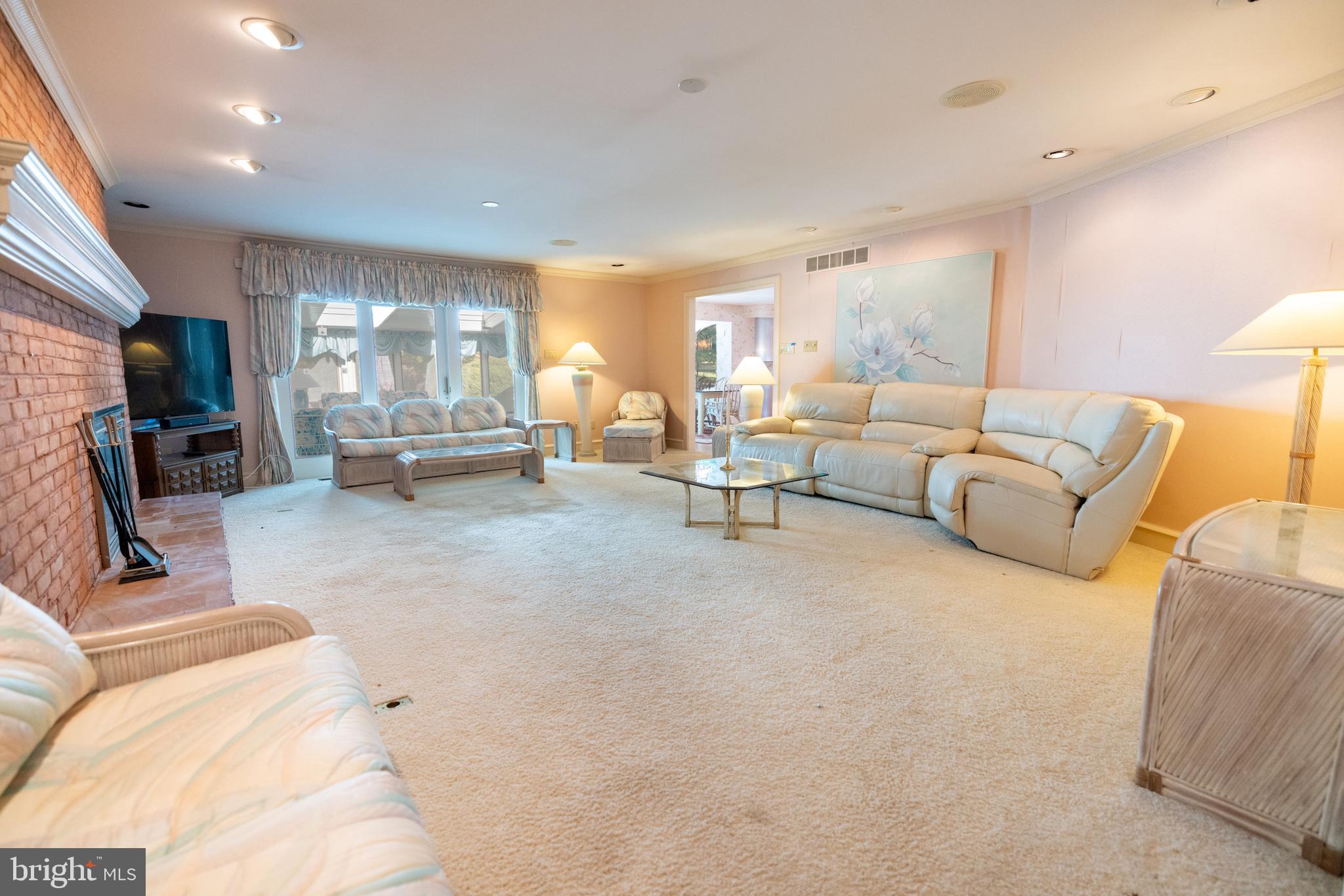 SPRINGTON POINTE - Residential